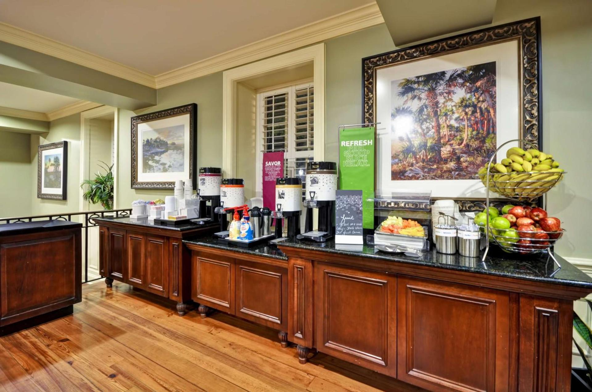 Hampton Inn Charleston-Historic District photo 15