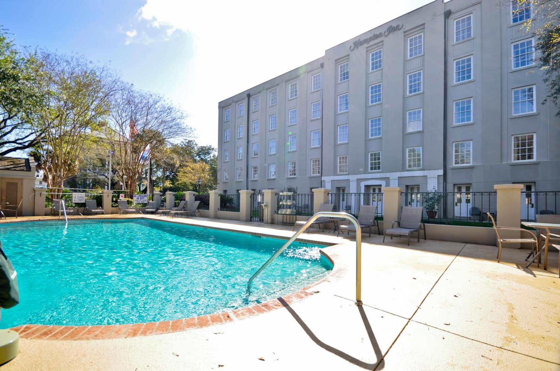 Hampton Inn Charleston-Historic District photo 13