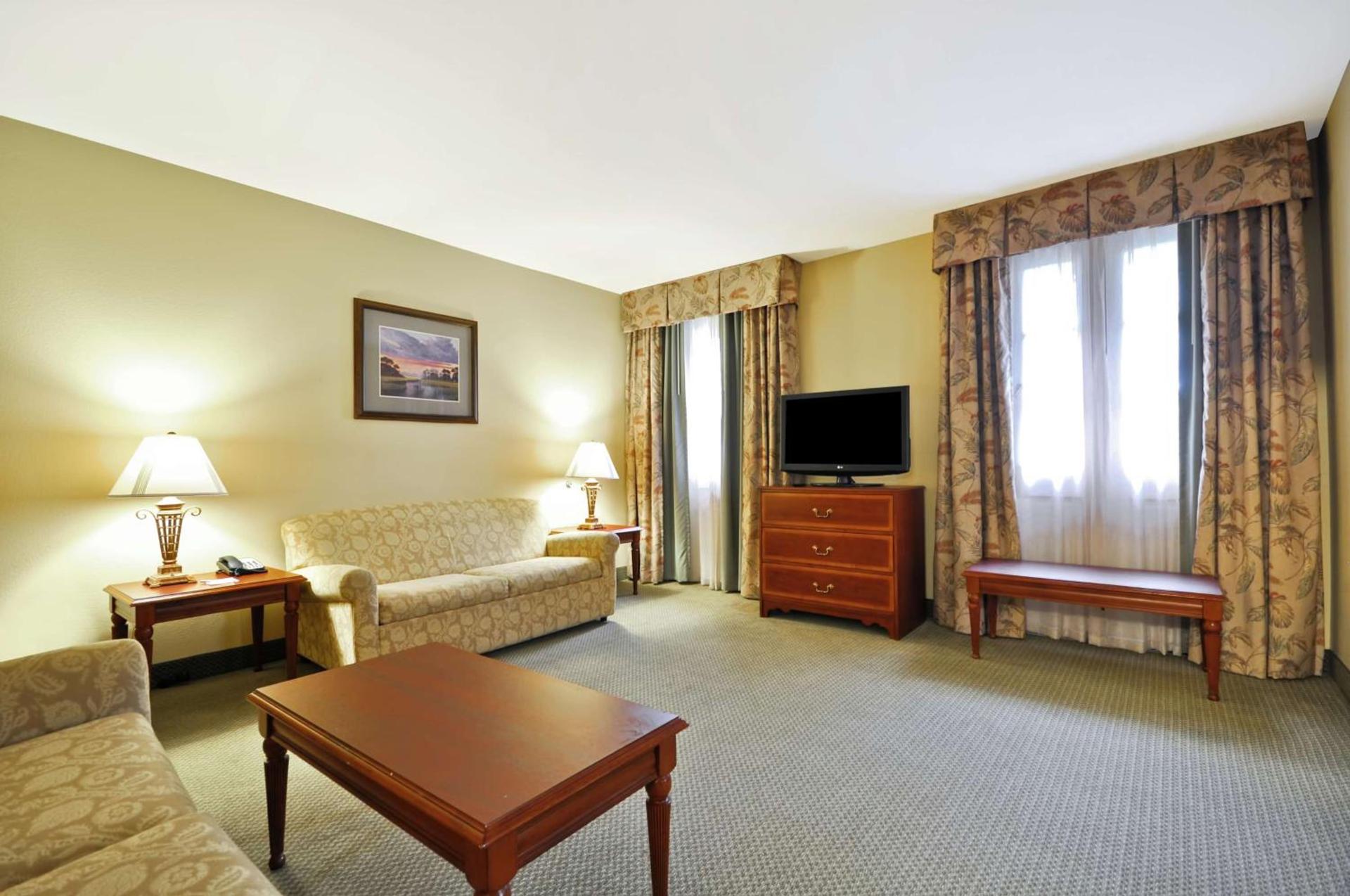 Hampton Inn Charleston-Historic District photo 18