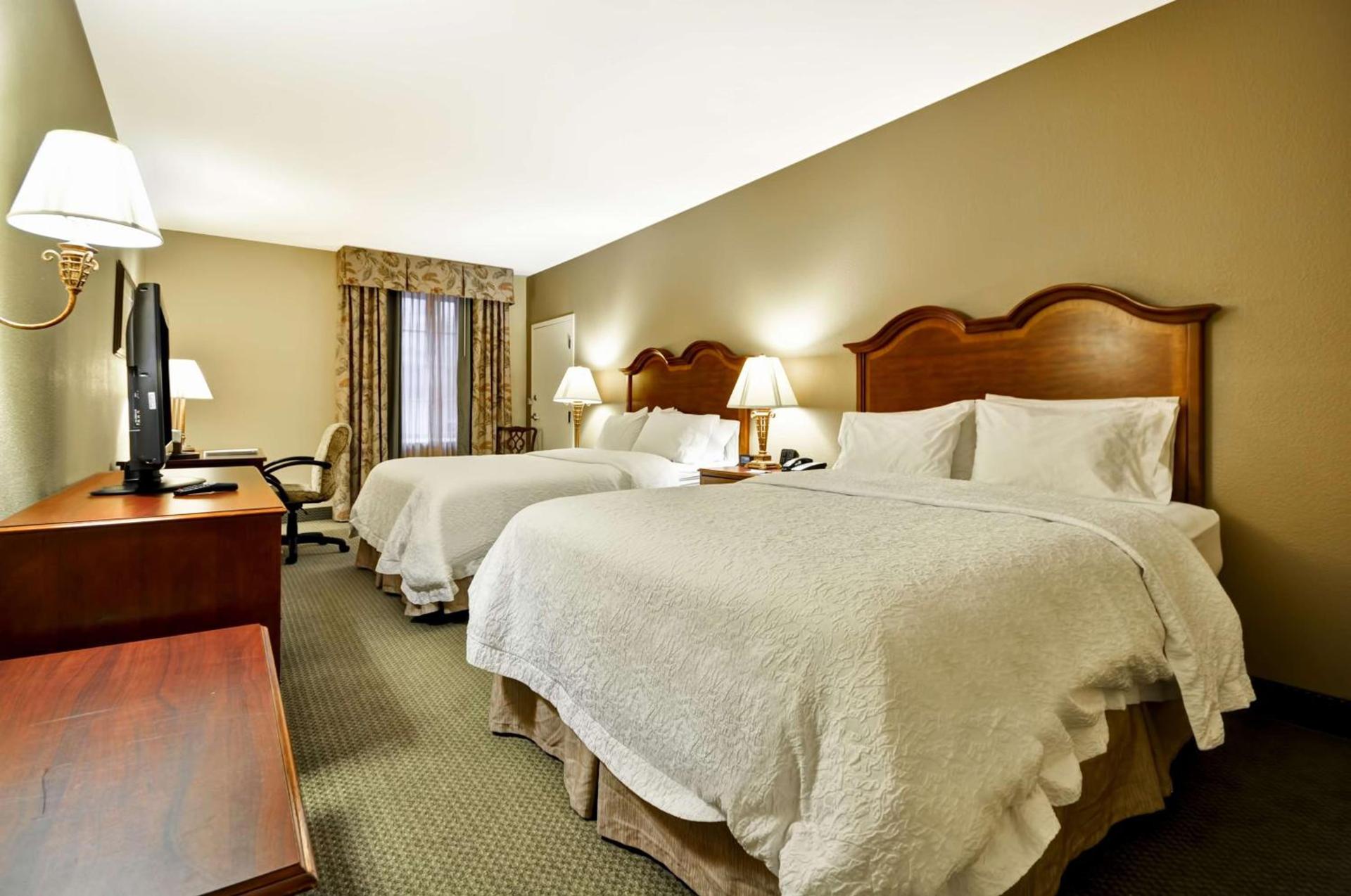 Hampton Inn Charleston-Historic District photo 34