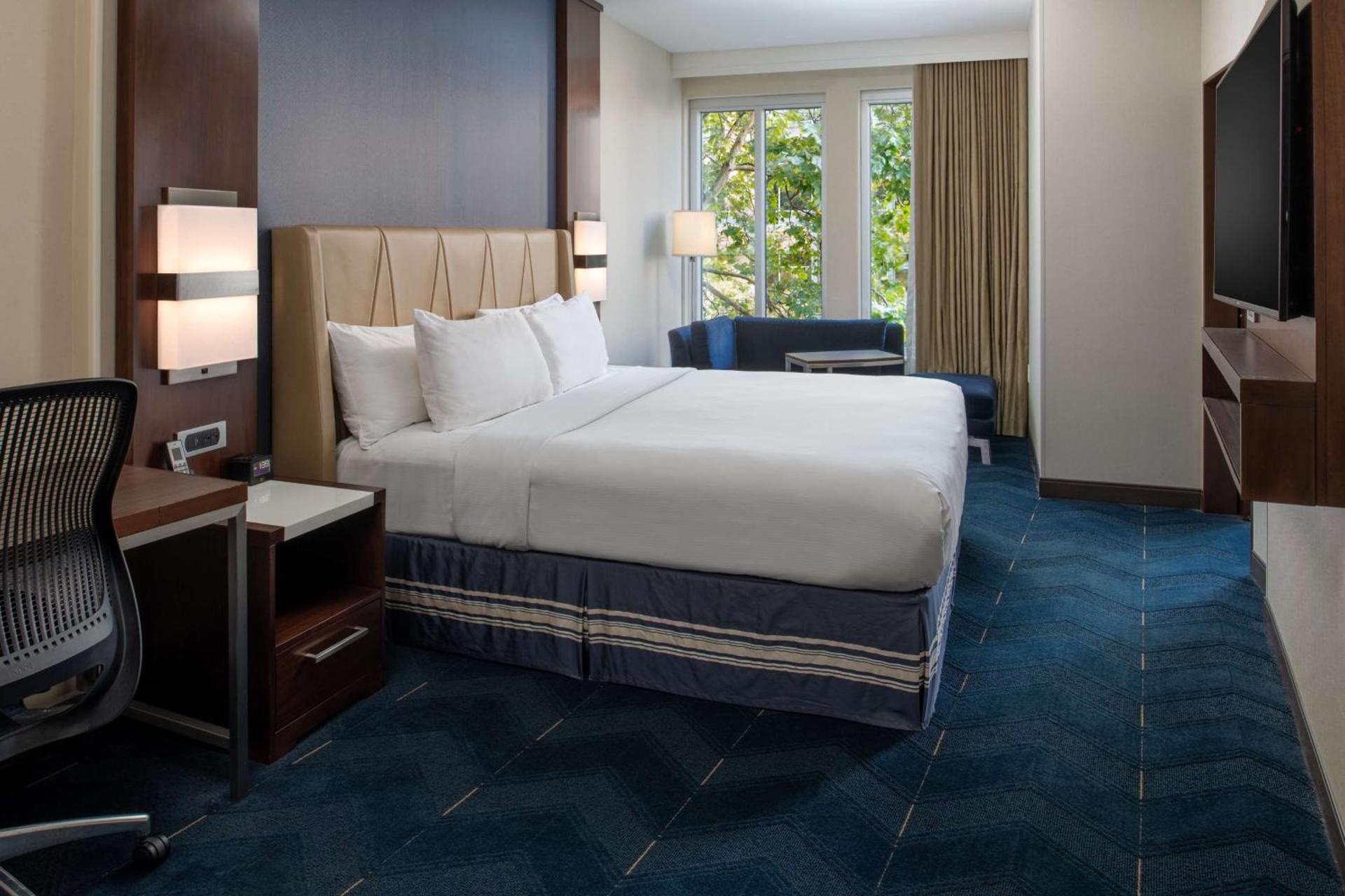 Embassy Suites By Hilton Seattle Downtown Pioneer Square photo 17