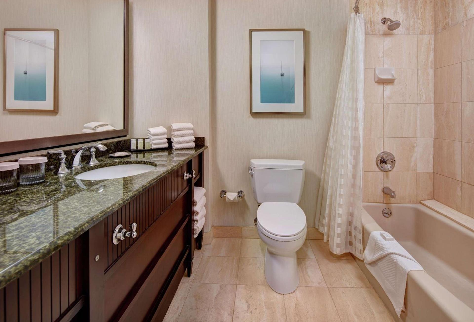 Embassy Suites by Hilton San Diego La Jolla photo 15
