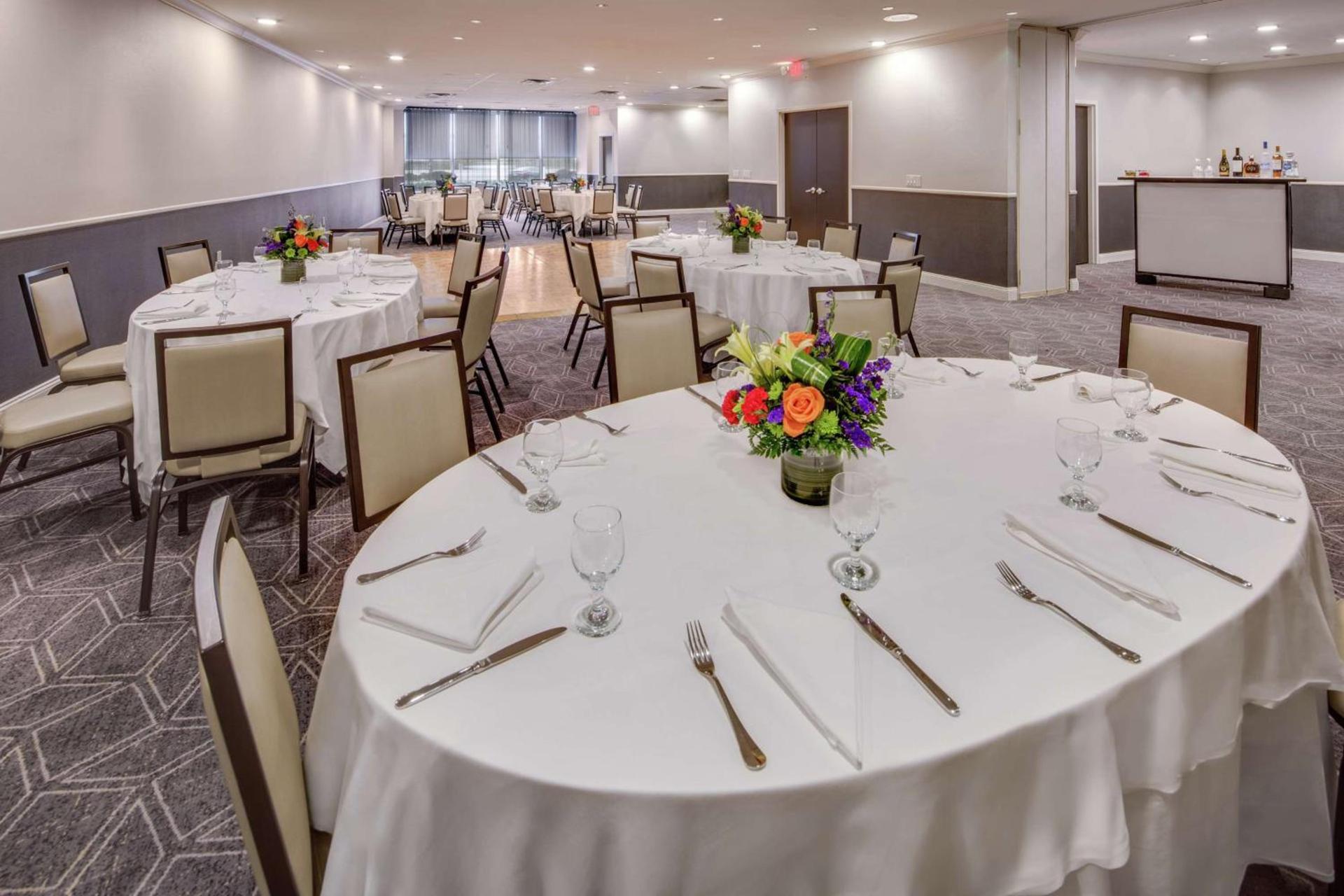 Hilton Newark Airport photo 24