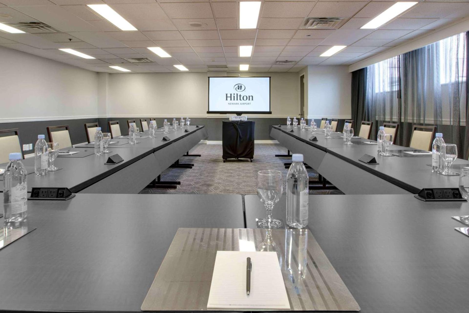 Hilton Newark Airport photo 30