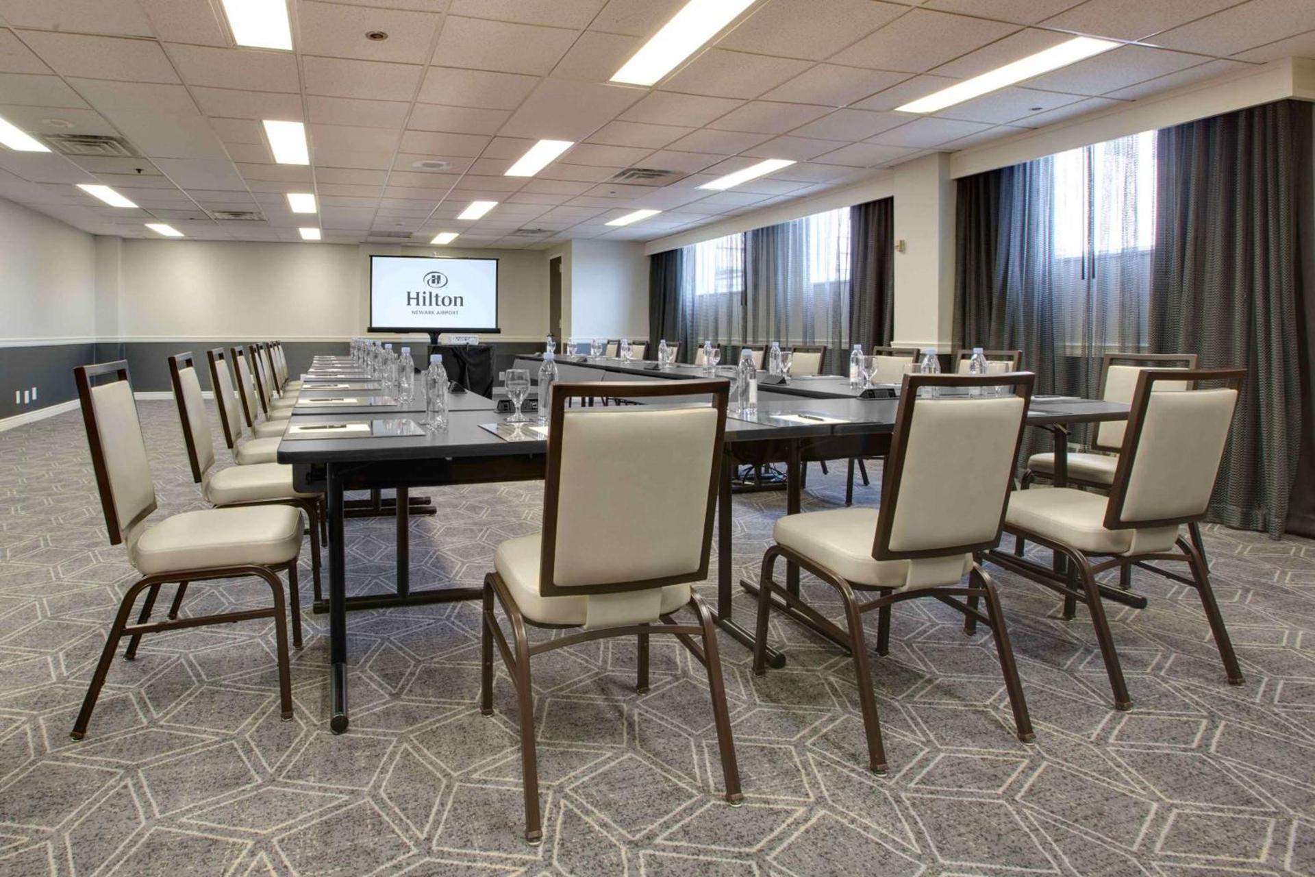 Hilton Newark Airport photo 35