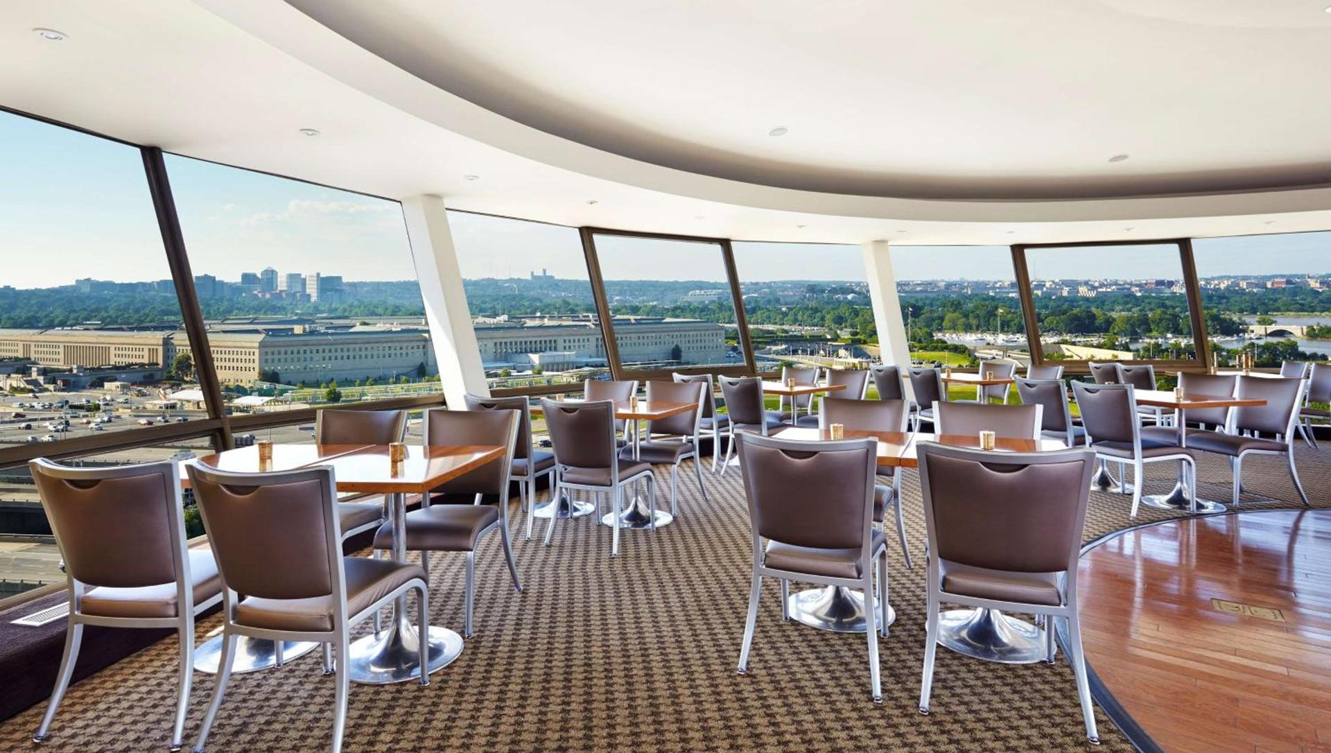 DoubleTree by Hilton Washington DC – Crystal City photo 7