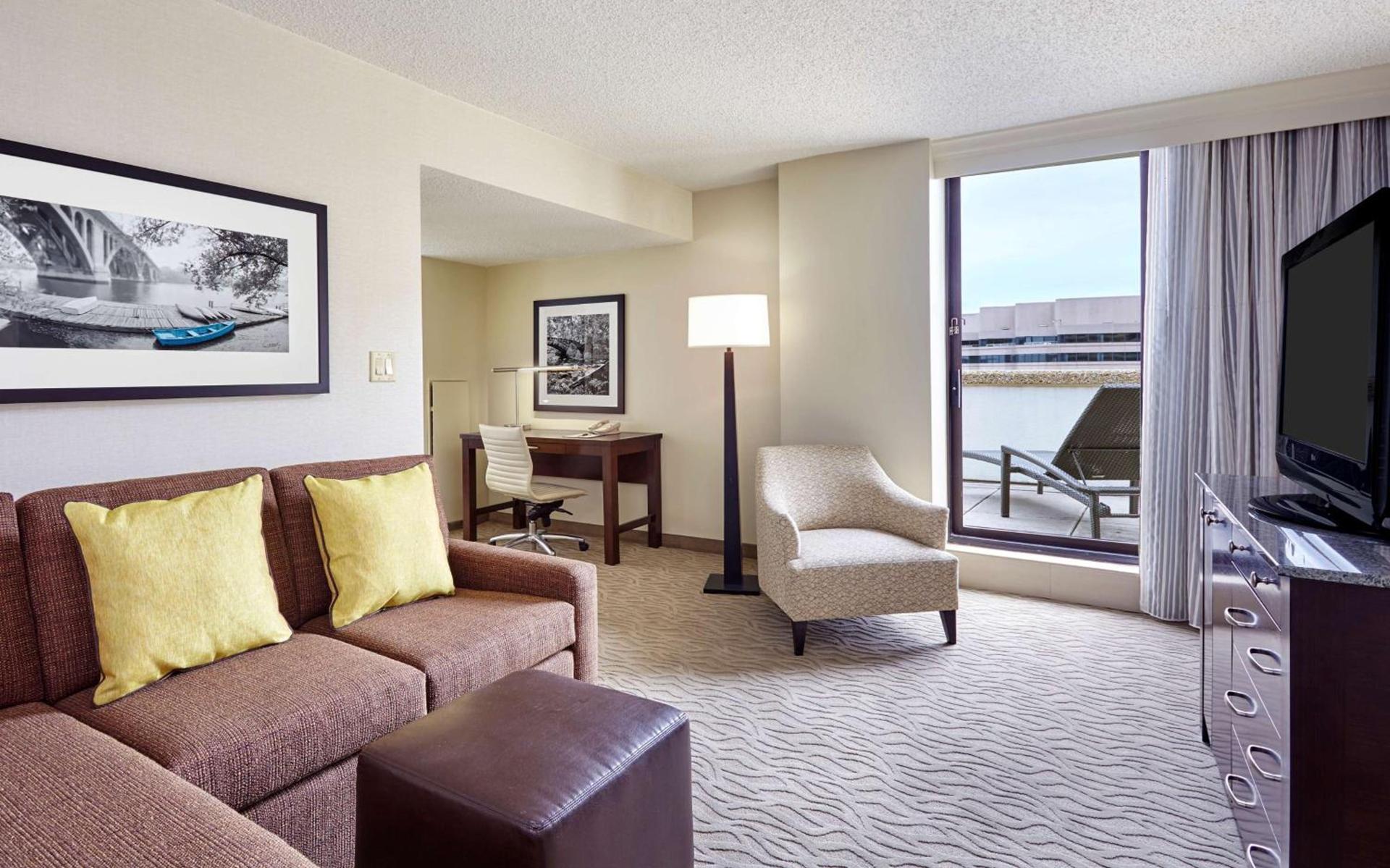 DoubleTree by Hilton Washington DC – Crystal City photo 29