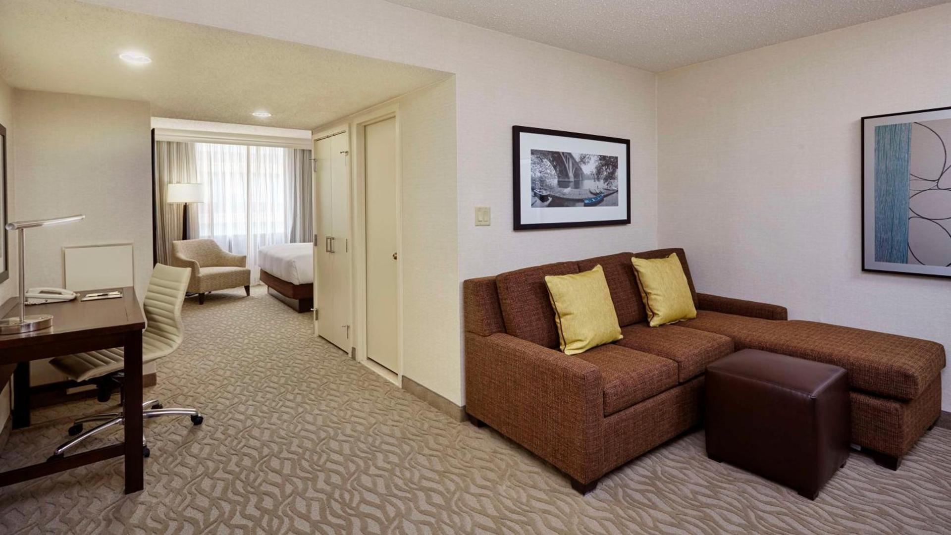 DoubleTree by Hilton Washington DC – Crystal City photo 35