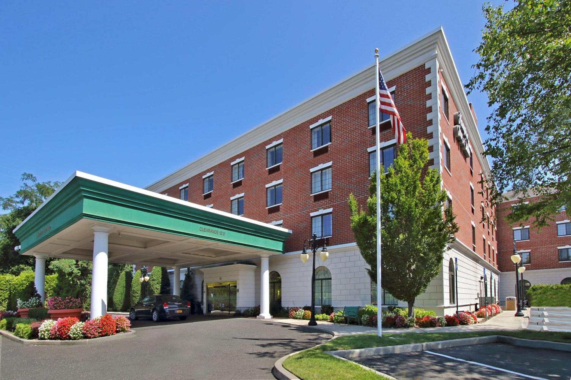 Hampton Inn & Suites By Hilton - Rockville Centre photo 4