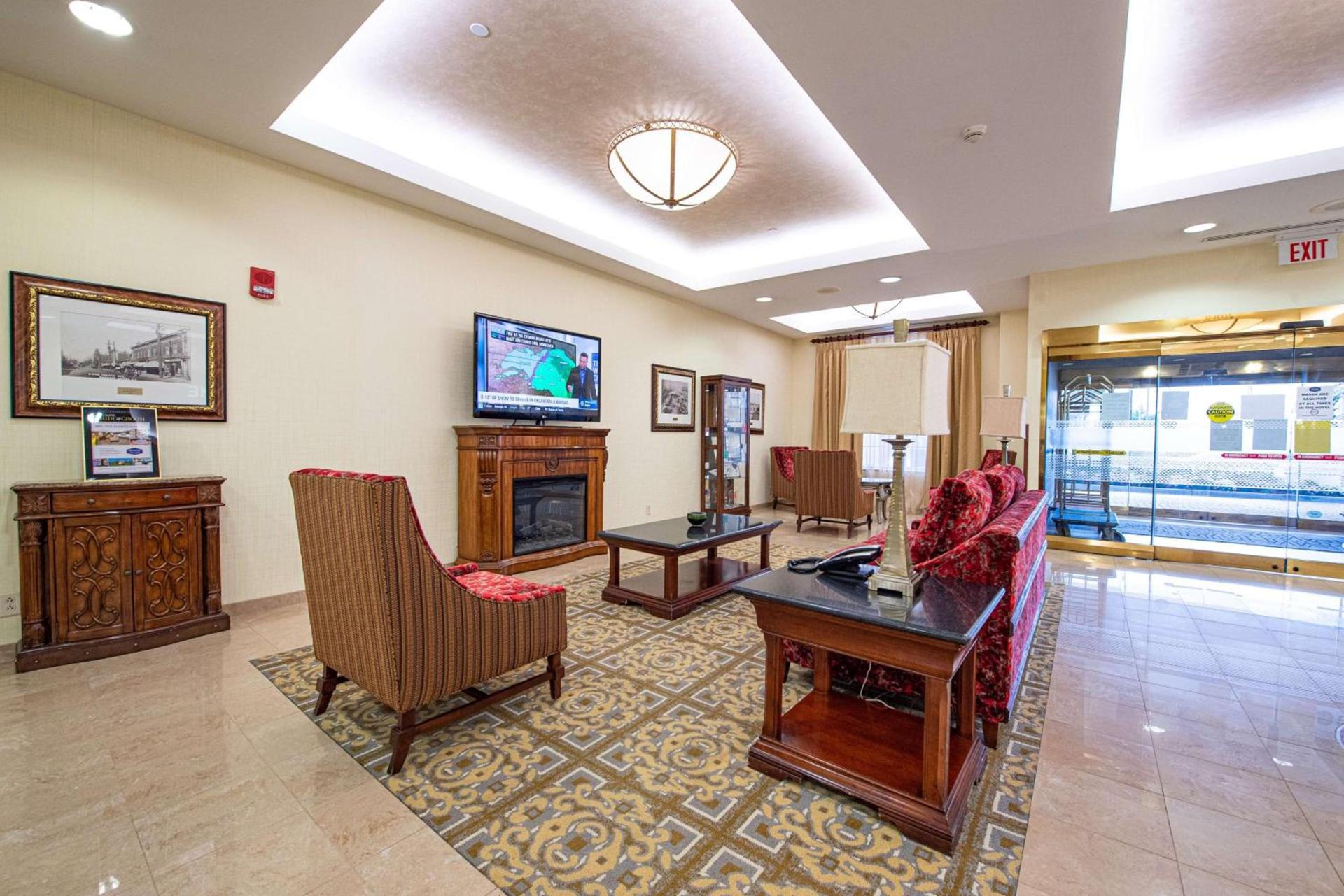 Hampton Inn & Suites By Hilton - Rockville Centre photo 9