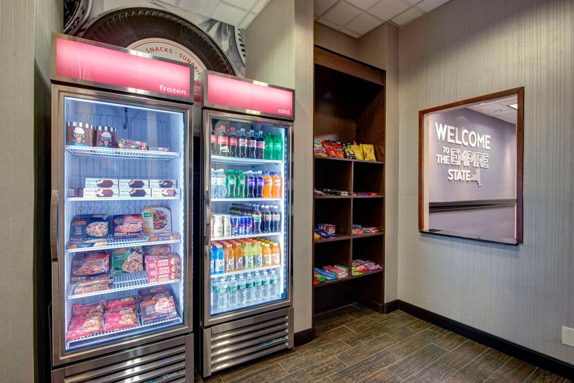 Hampton Inn & Suites By Hilton - Rockville Centre photo 13