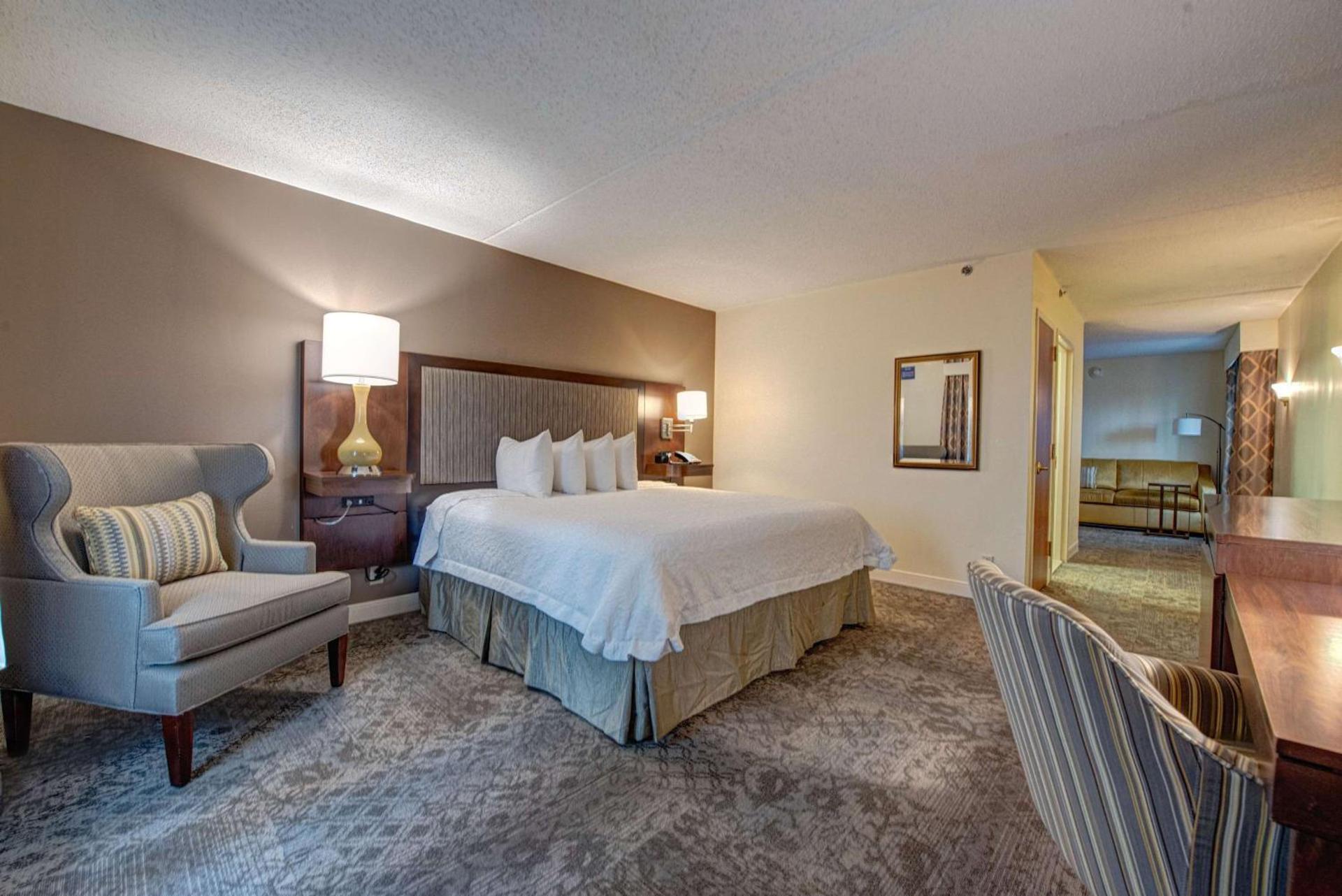 Hampton Inn & Suites By Hilton - Rockville Centre photo 25