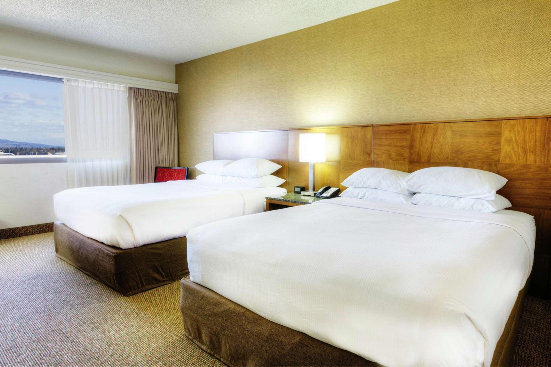 DoubleTree by Hilton Spokane City Center photo 29
