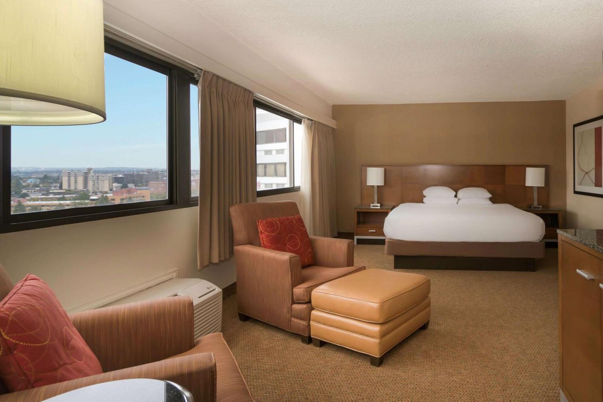 DoubleTree by Hilton Spokane City Center photo 32