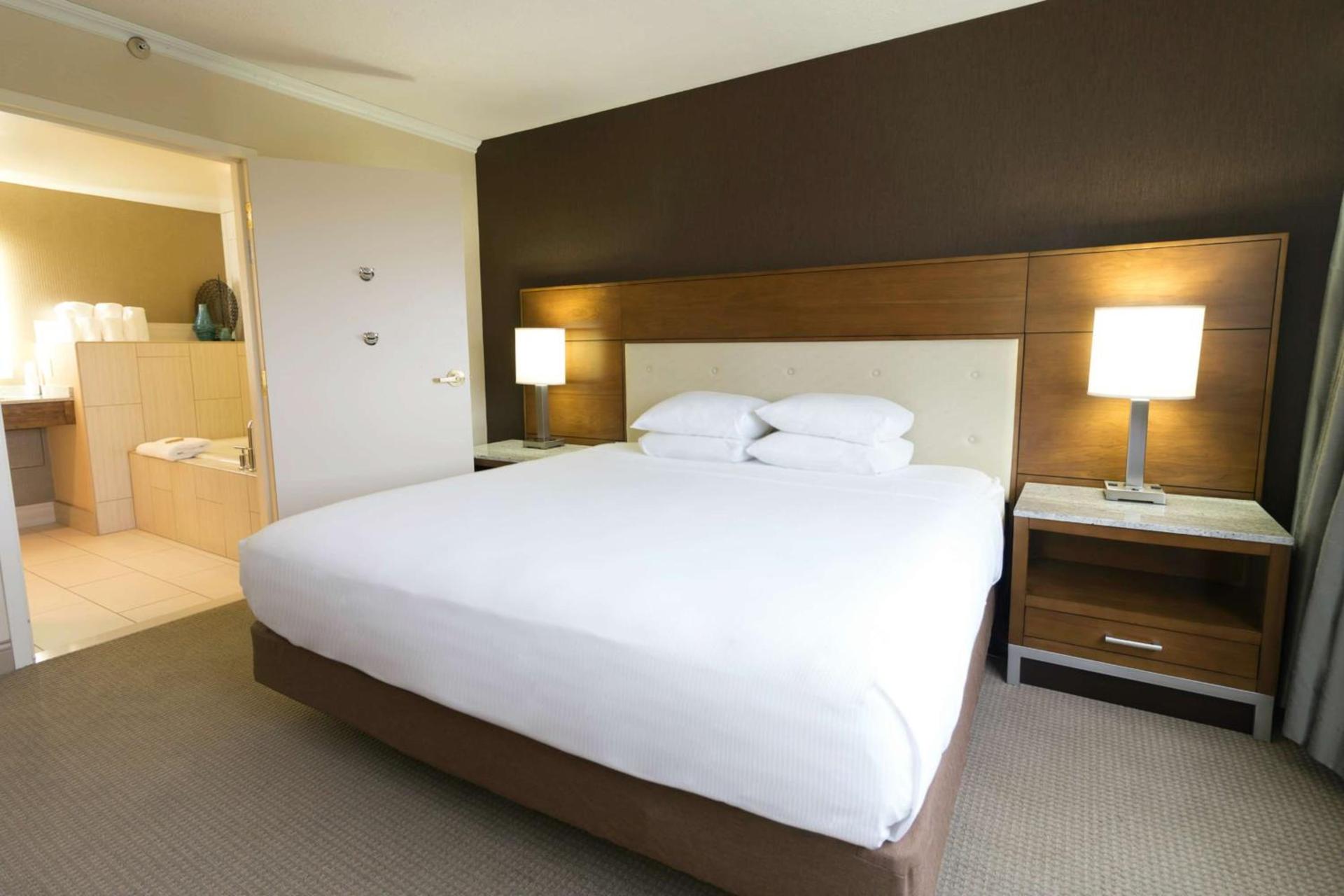 DoubleTree by Hilton Spokane City Center photo 33