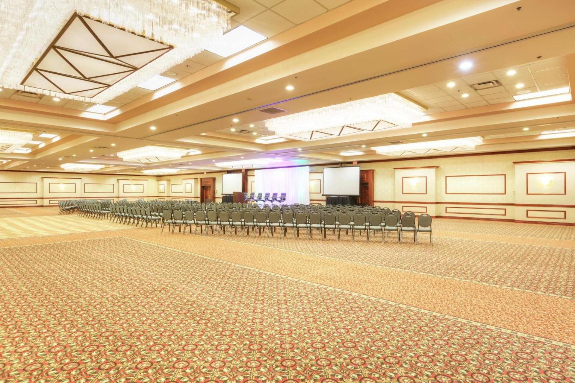 DoubleTree by Hilton Spokane City Center photo 48