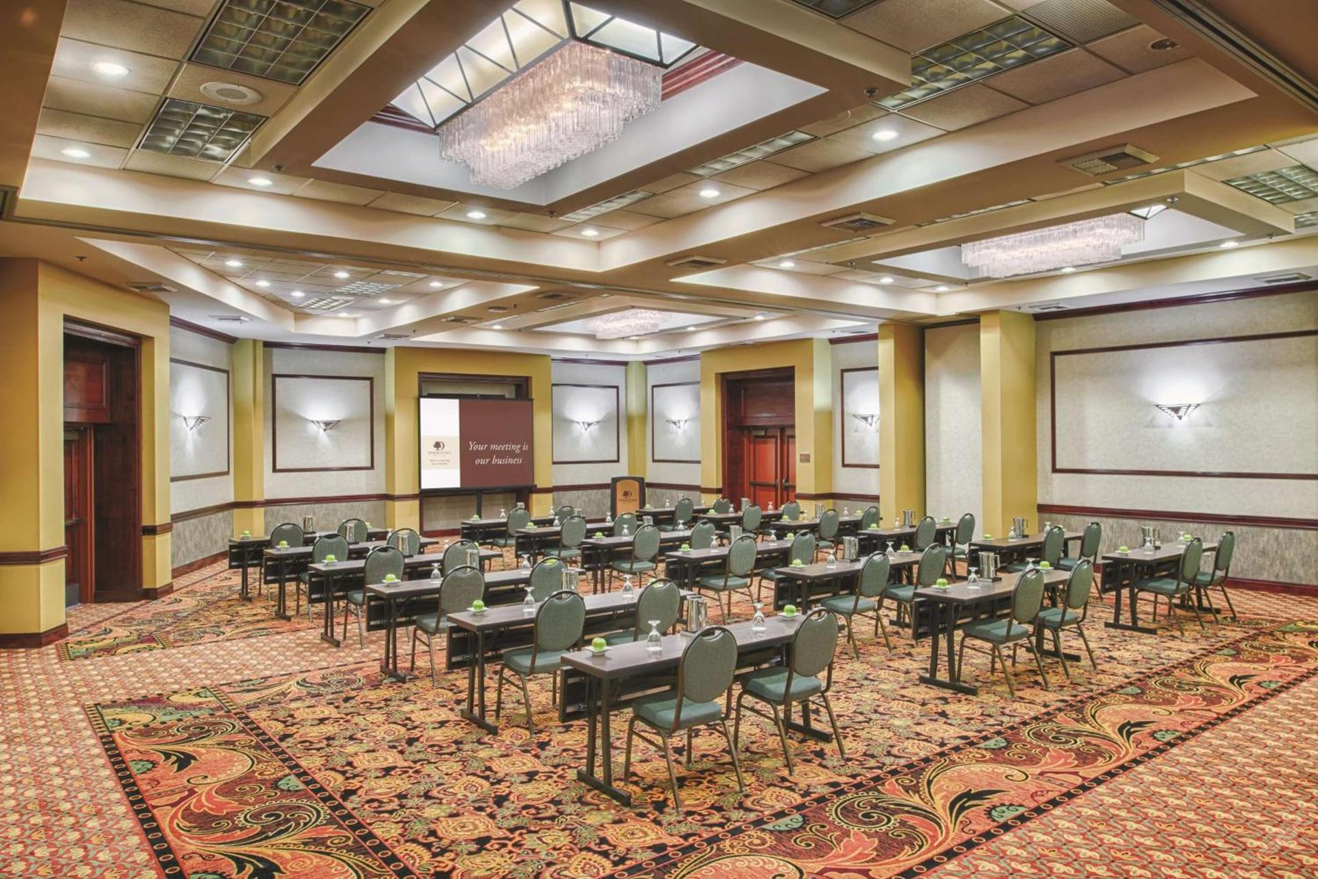 DoubleTree by Hilton Spokane City Center photo 46