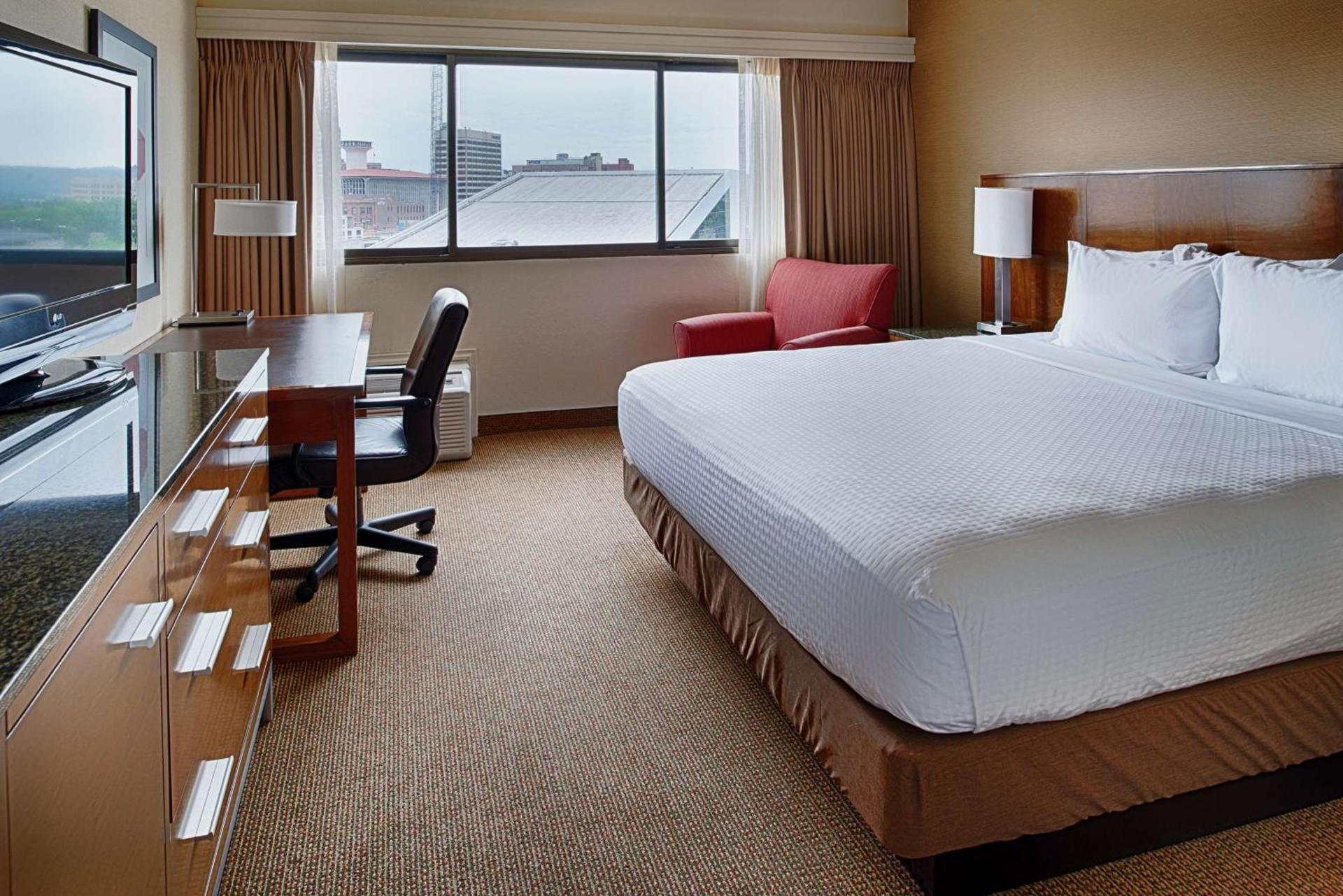 DoubleTree by Hilton Spokane City Center photo 57
