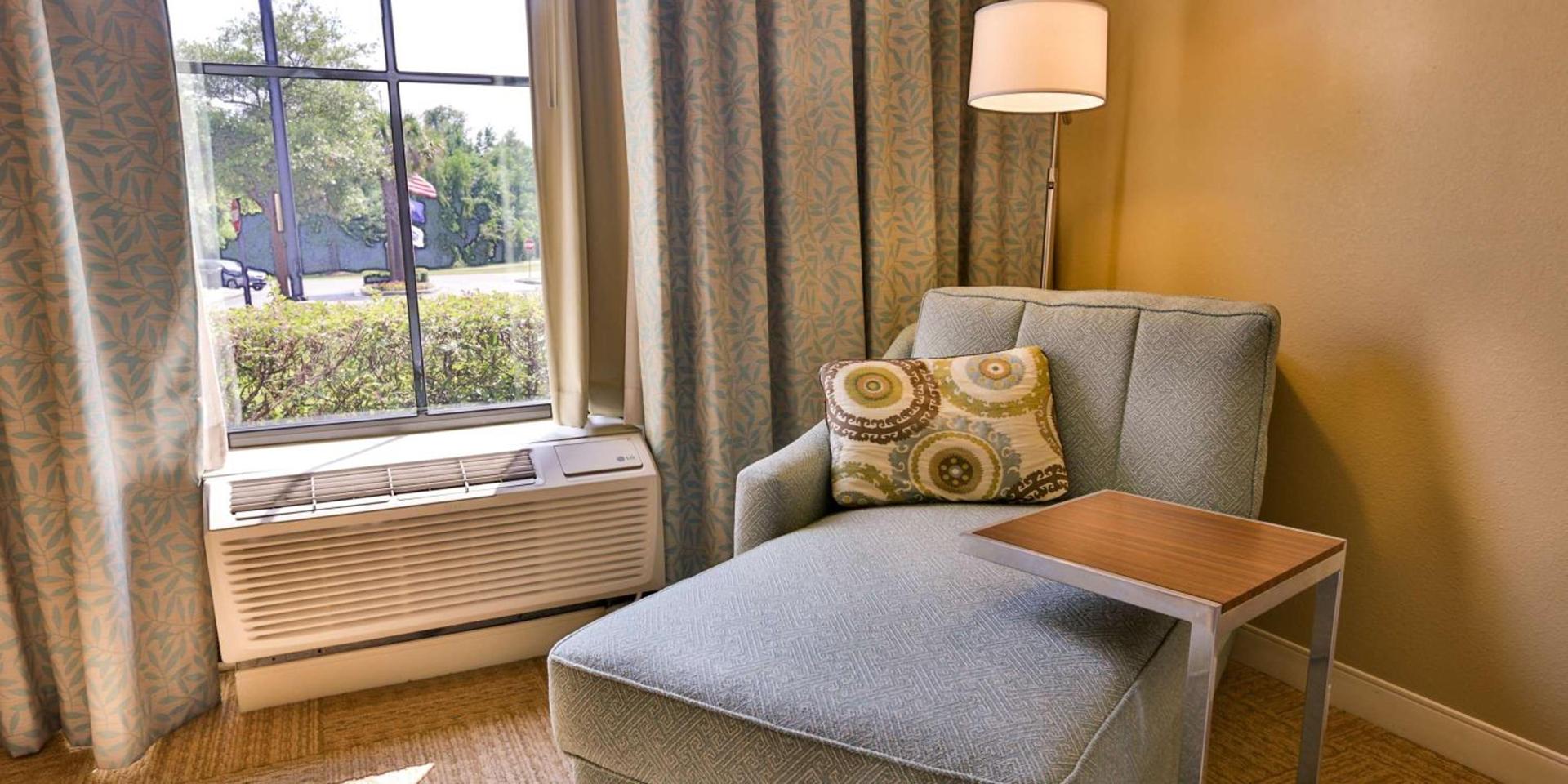 Hampton Inn Charleston-Daniel Island photo 21