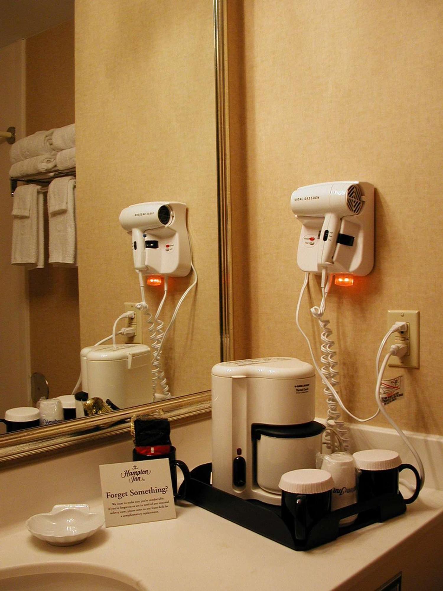 Hampton Inn Charleston-Daniel Island photo 25