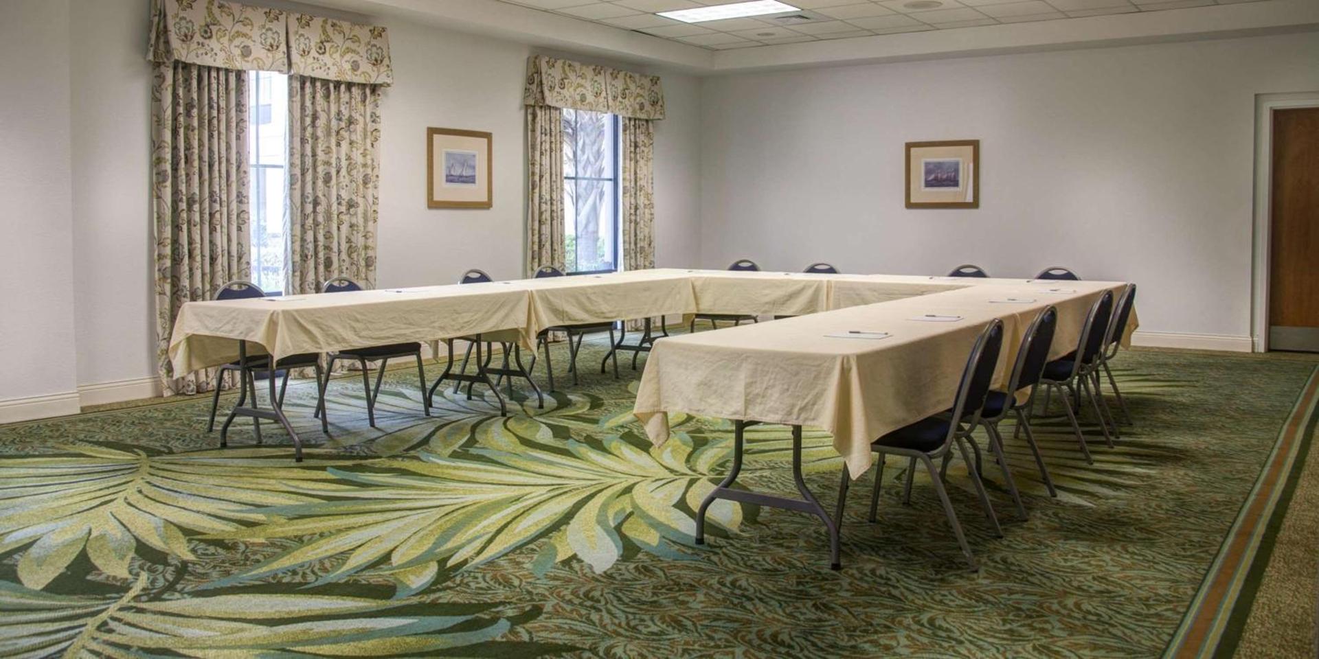 Hampton Inn Charleston-Daniel Island photo 35
