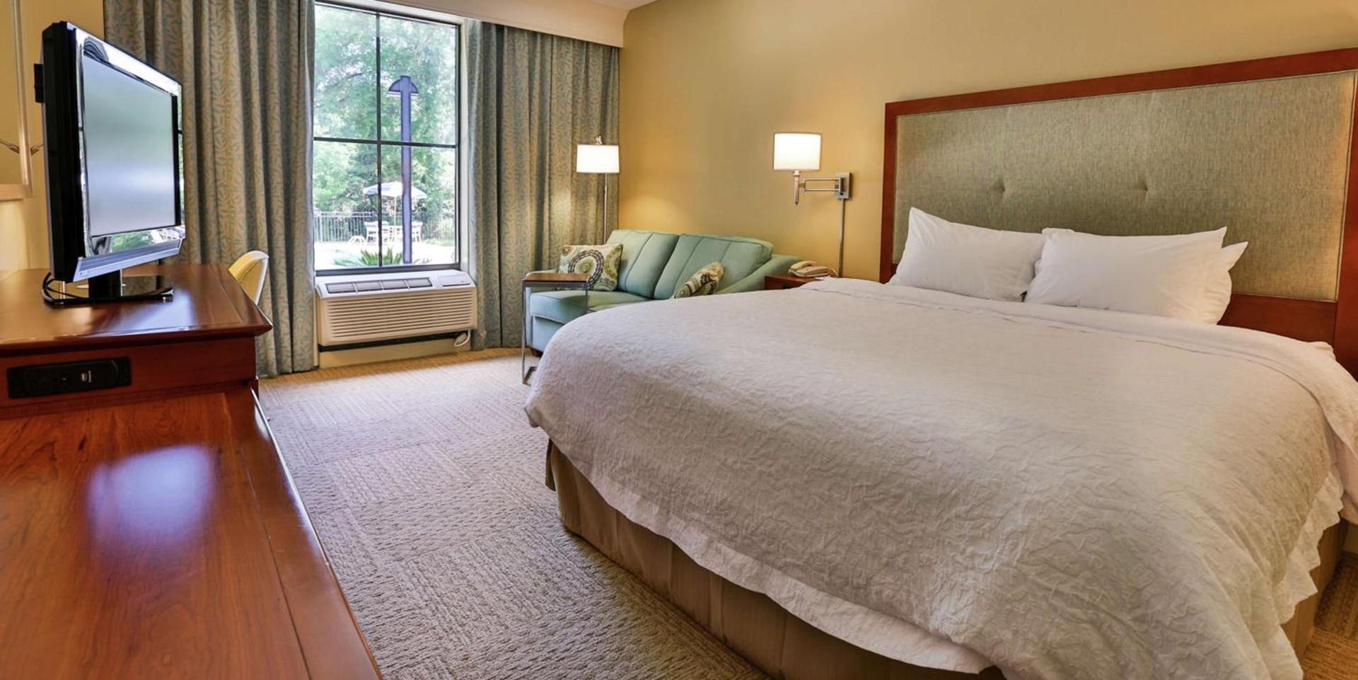 Hampton Inn Charleston-Daniel Island photo 36