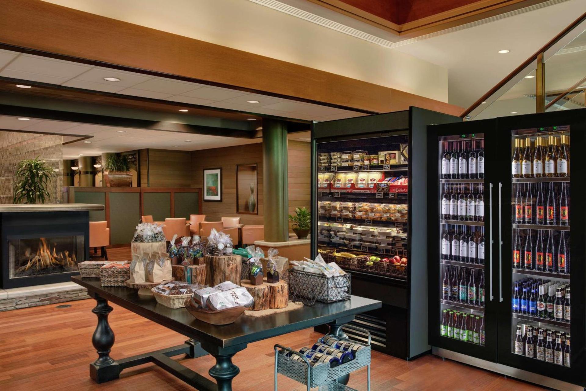 DoubleTree by Hilton Seattle Airport photo 5