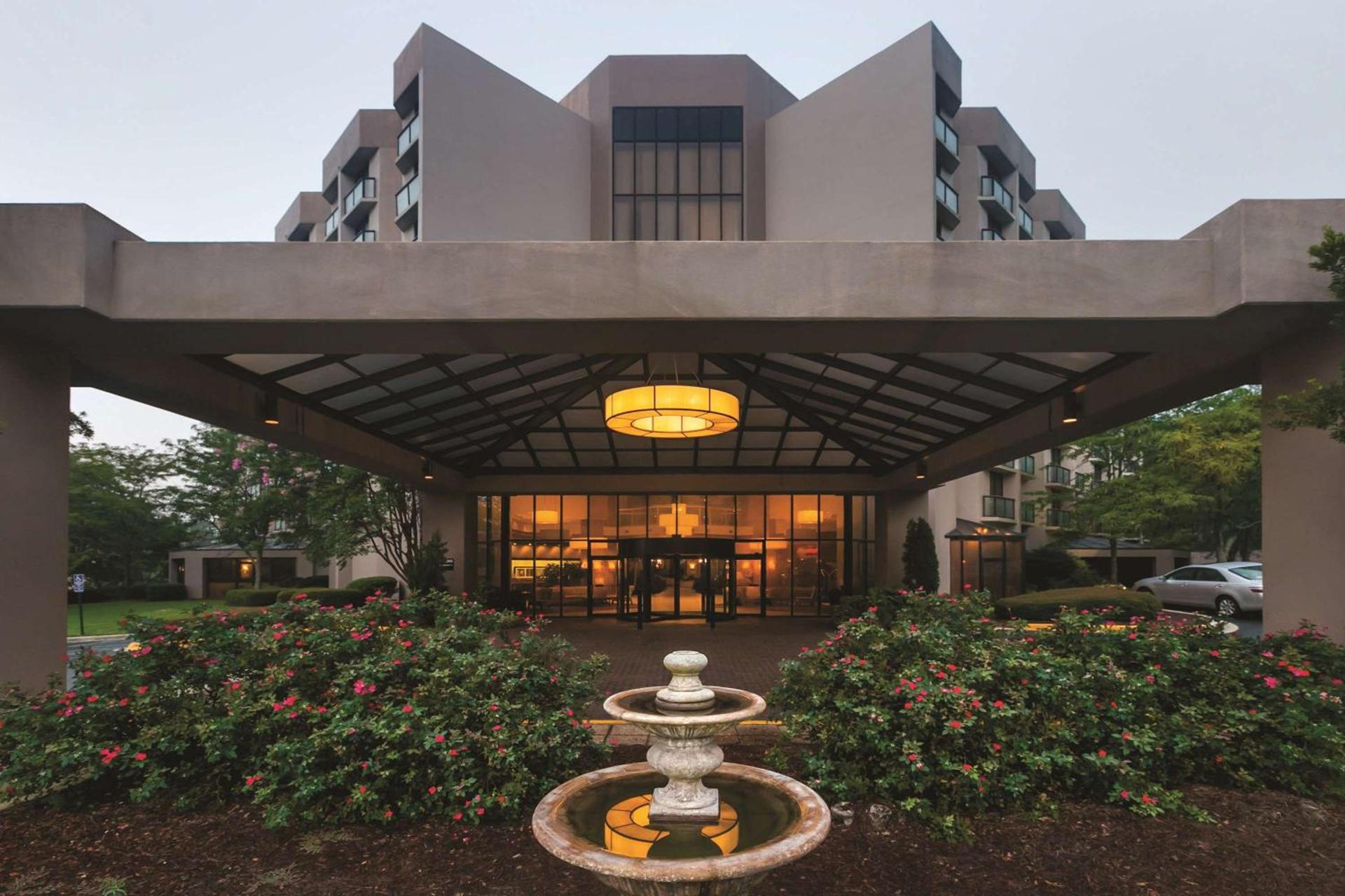 Embassy Suites Birmingham photo 4