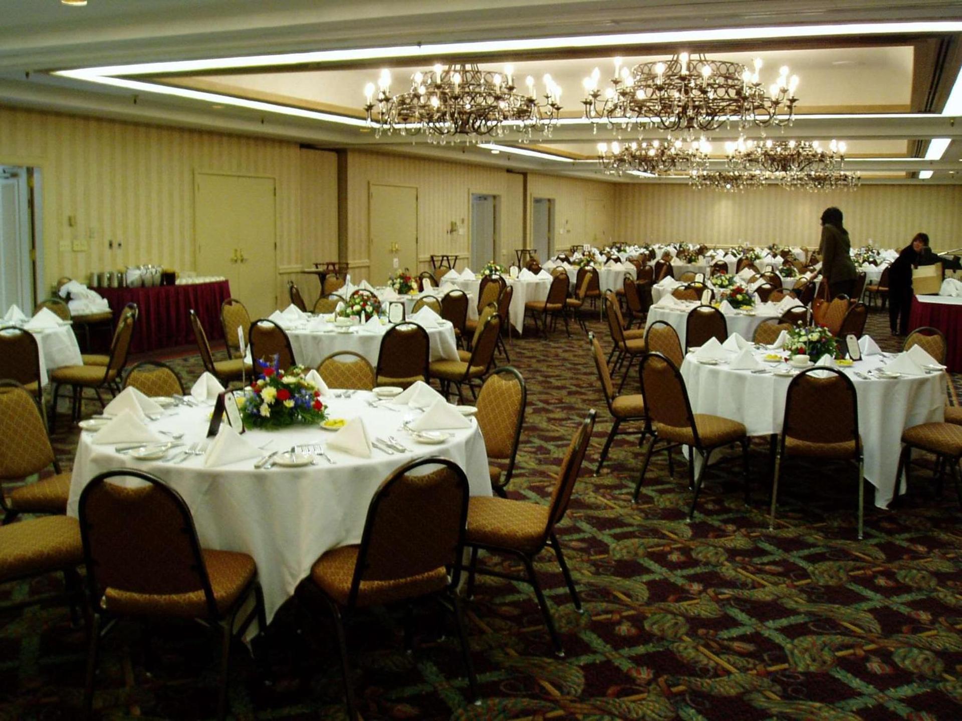 Embassy Suites Birmingham photo 29