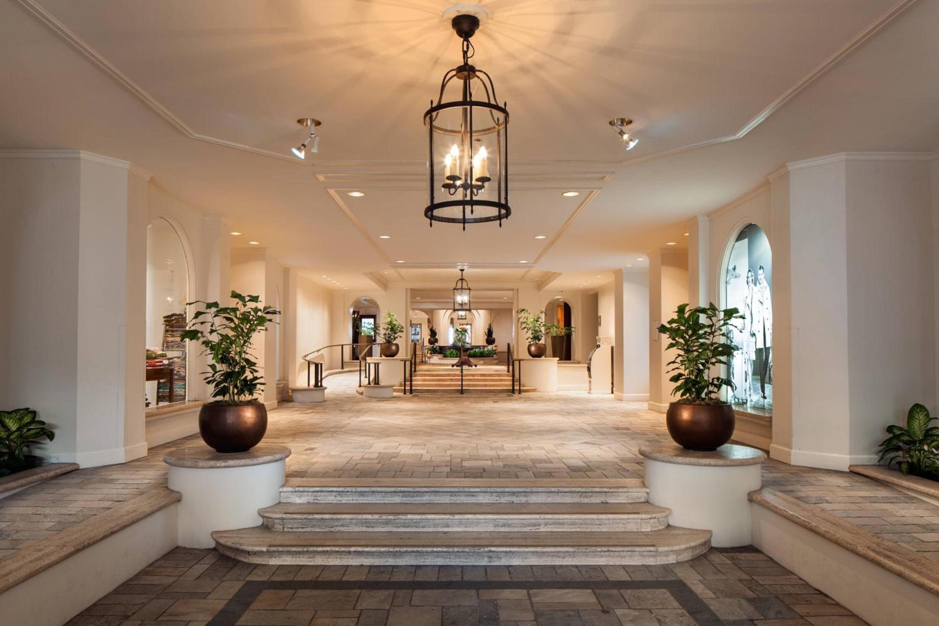 Moana Surfrider, A Westin Resort & Spa, Waikiki Beach photo 15