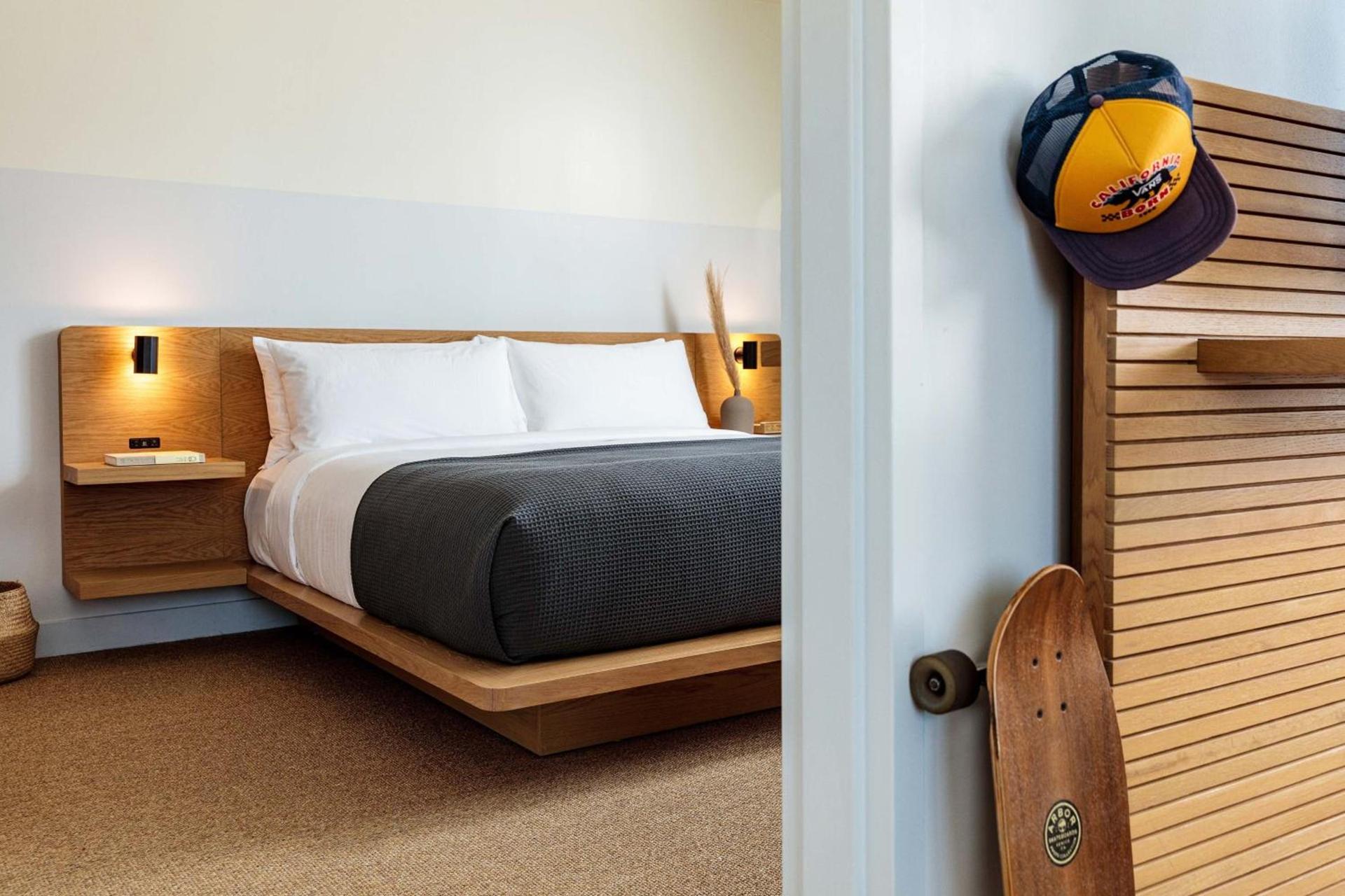 Hotel June West LA, a Member of Design Hotels photo 90