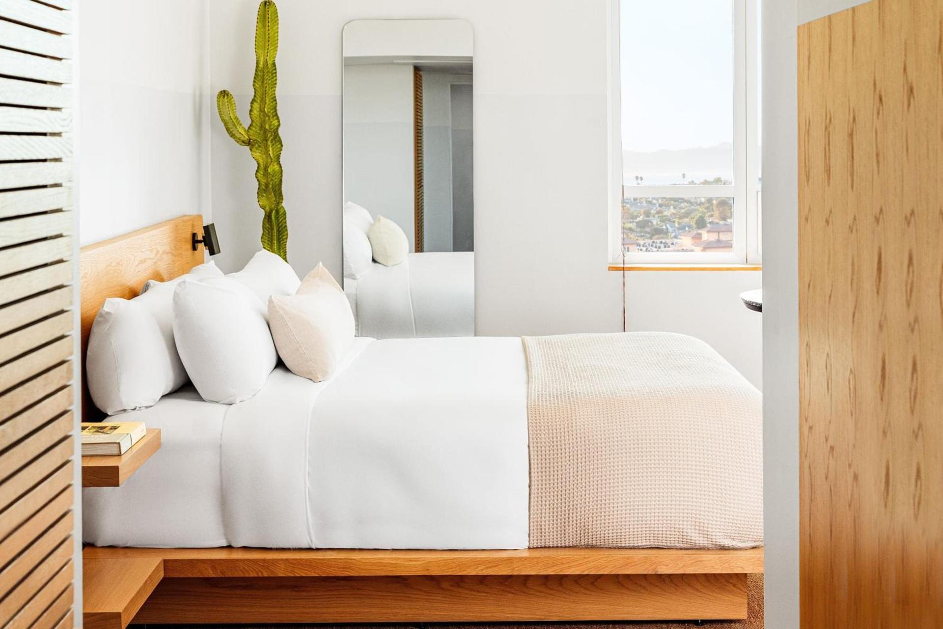 Hotel June West LA, a Member of Design Hotels photo 85