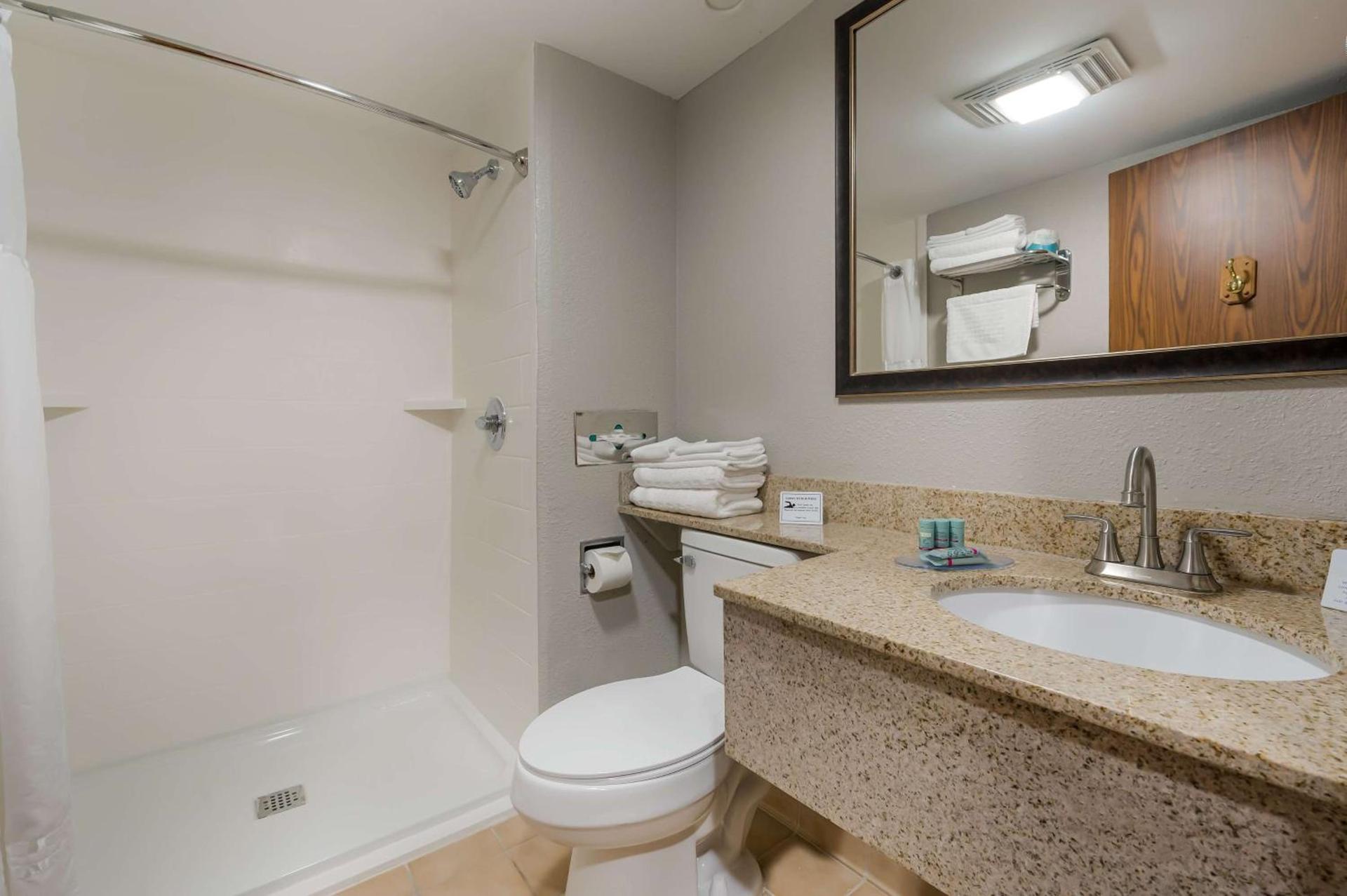 Best Western Detroit Livonia photo 31
