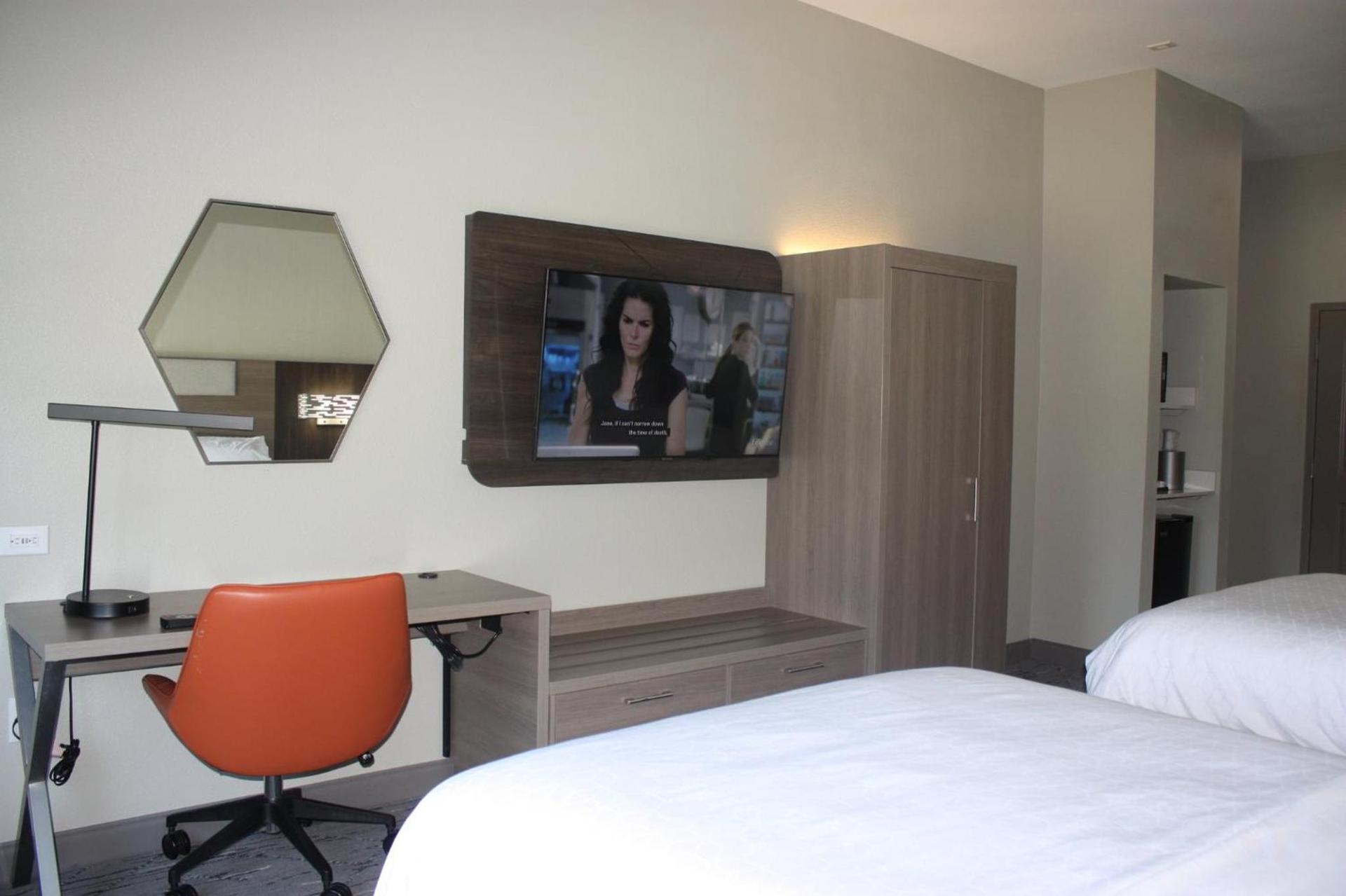 Holiday Inn Express Hotel & Suites Shamrock North by IHG photo 31