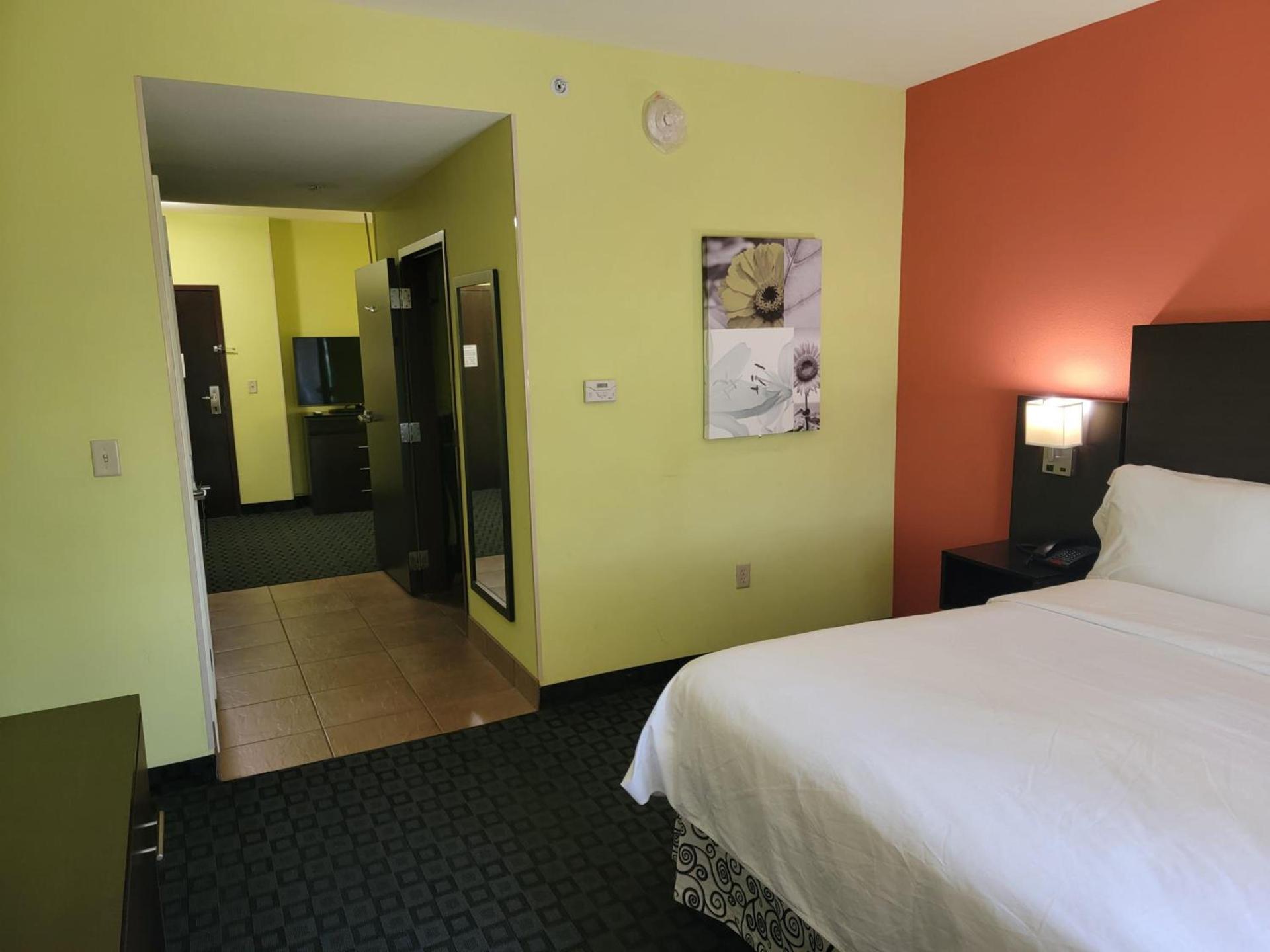 Holiday Inn Garland by IHG photo 42