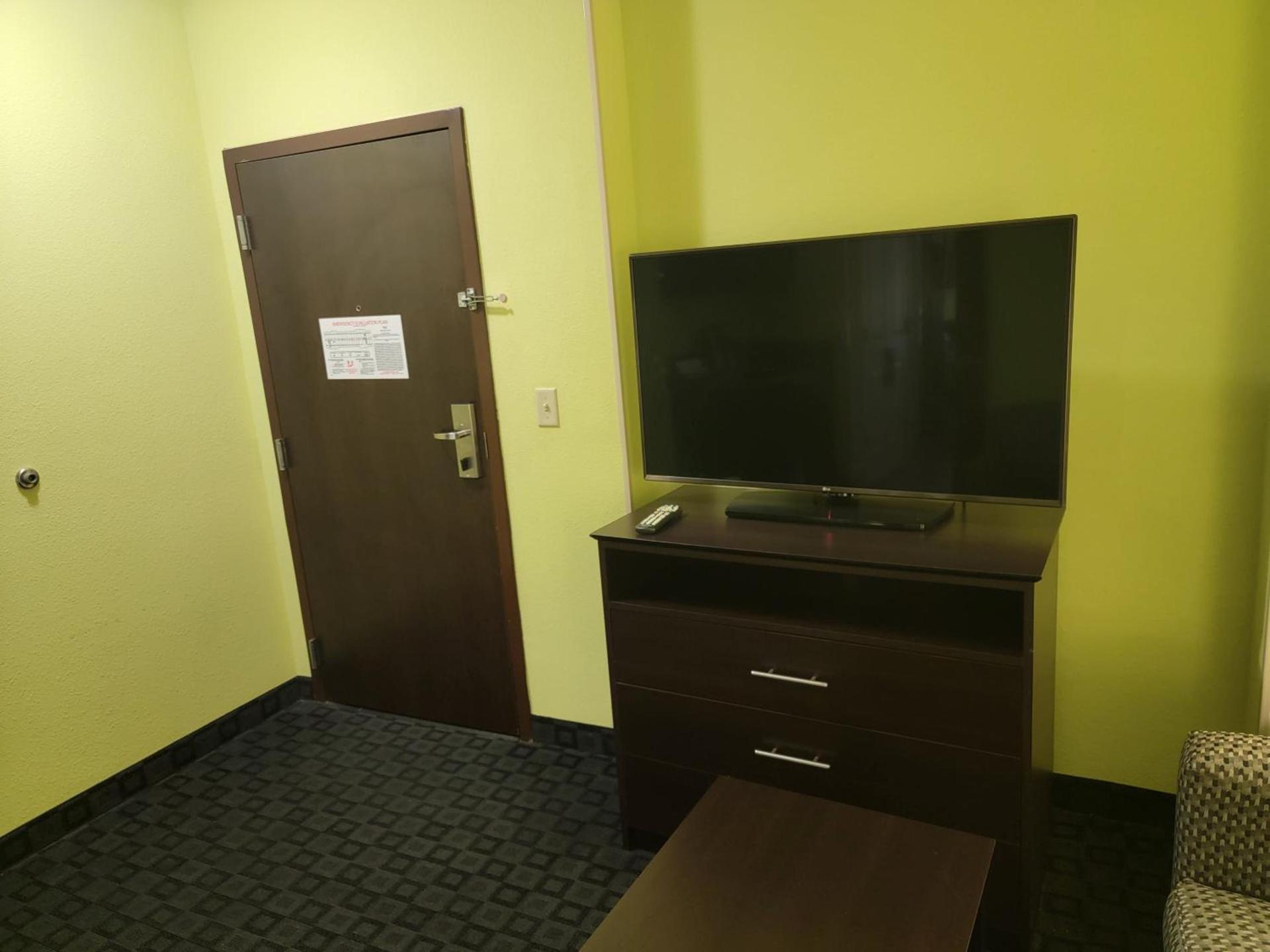 Holiday Inn Garland by IHG photo 36