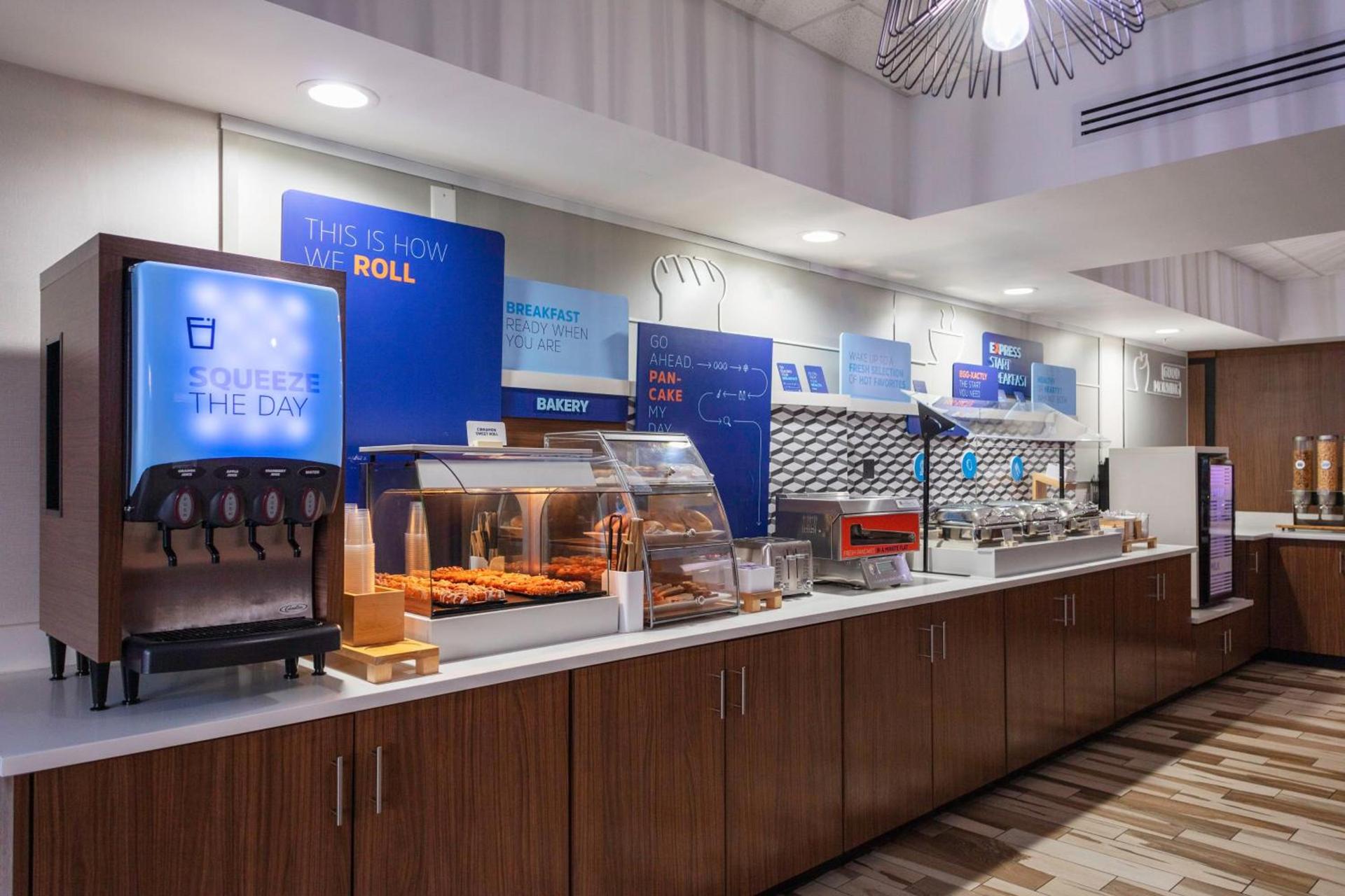 Holiday Inn Express - Rocky Mount - Sports Center by IHG photo 96