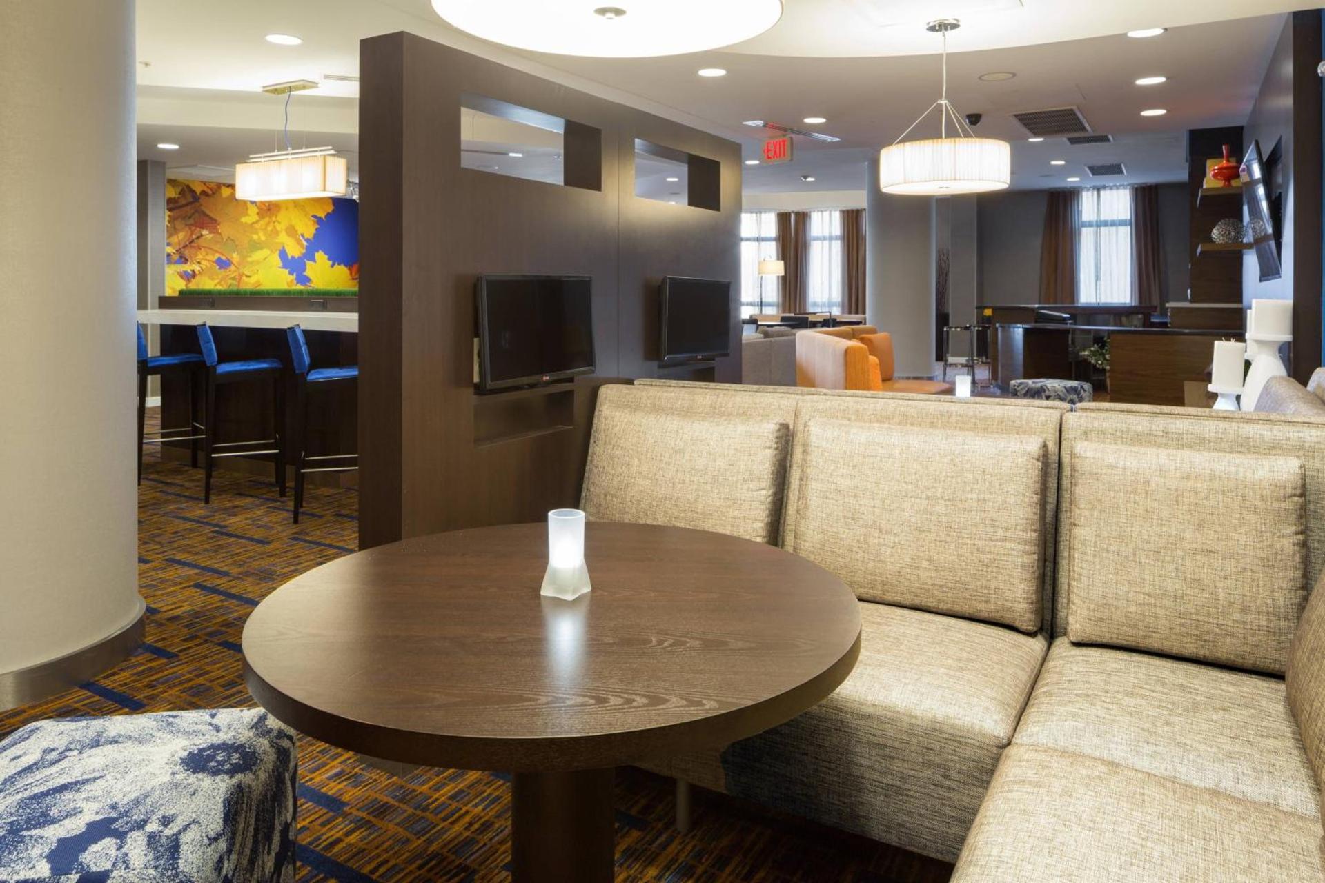Courtyard by Marriott Houston Galleria photo 16