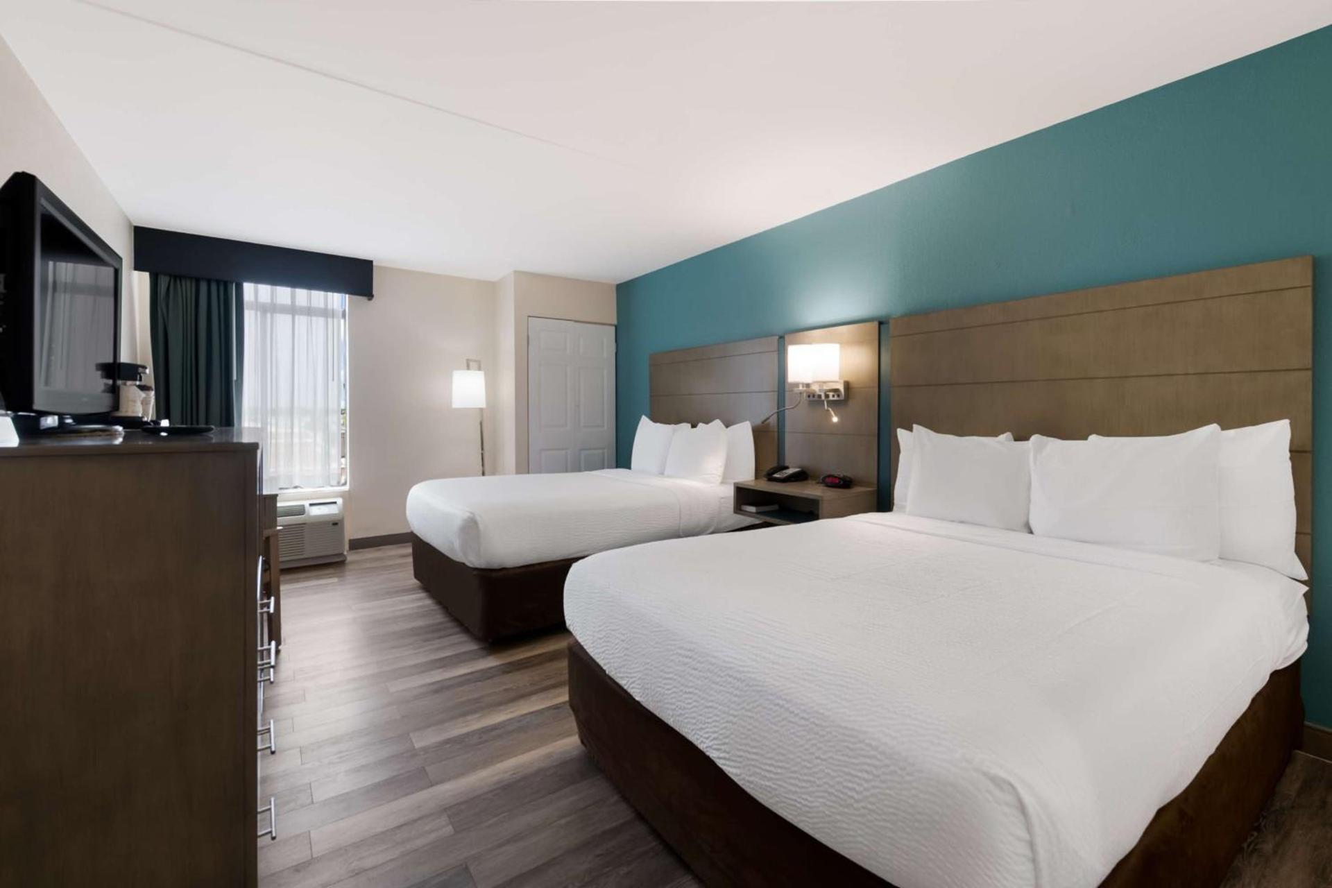 Best Western Hampton Coliseum Inn photo 12