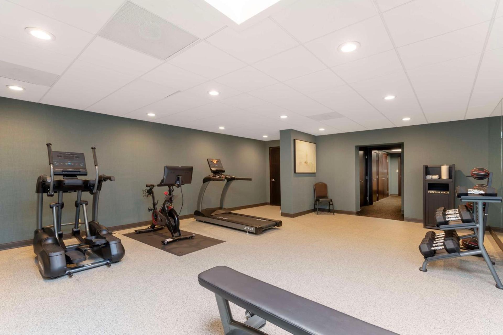 Best Western Plus Midwest Inn photo 27