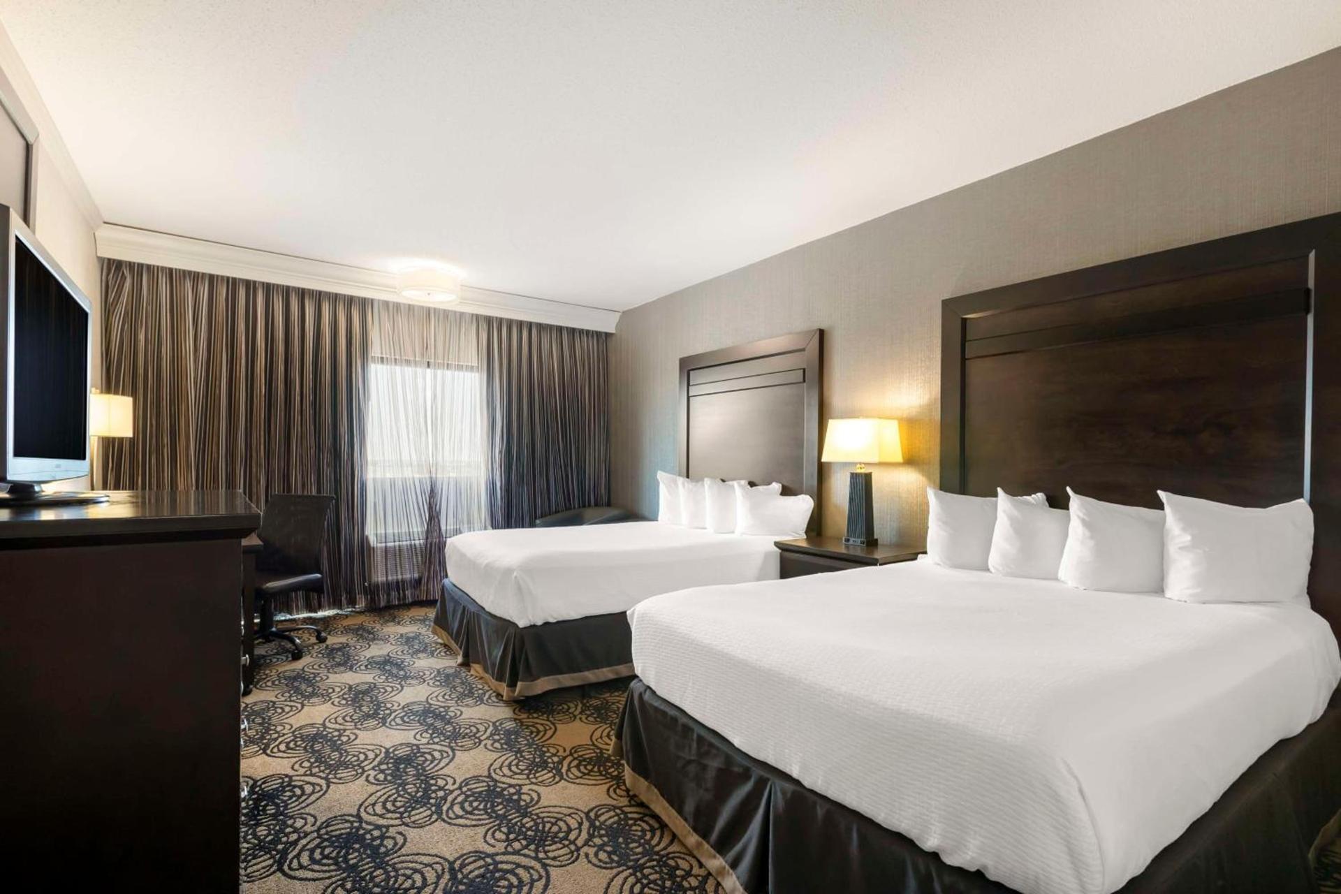 Best Western Plus Midwest Inn photo 3