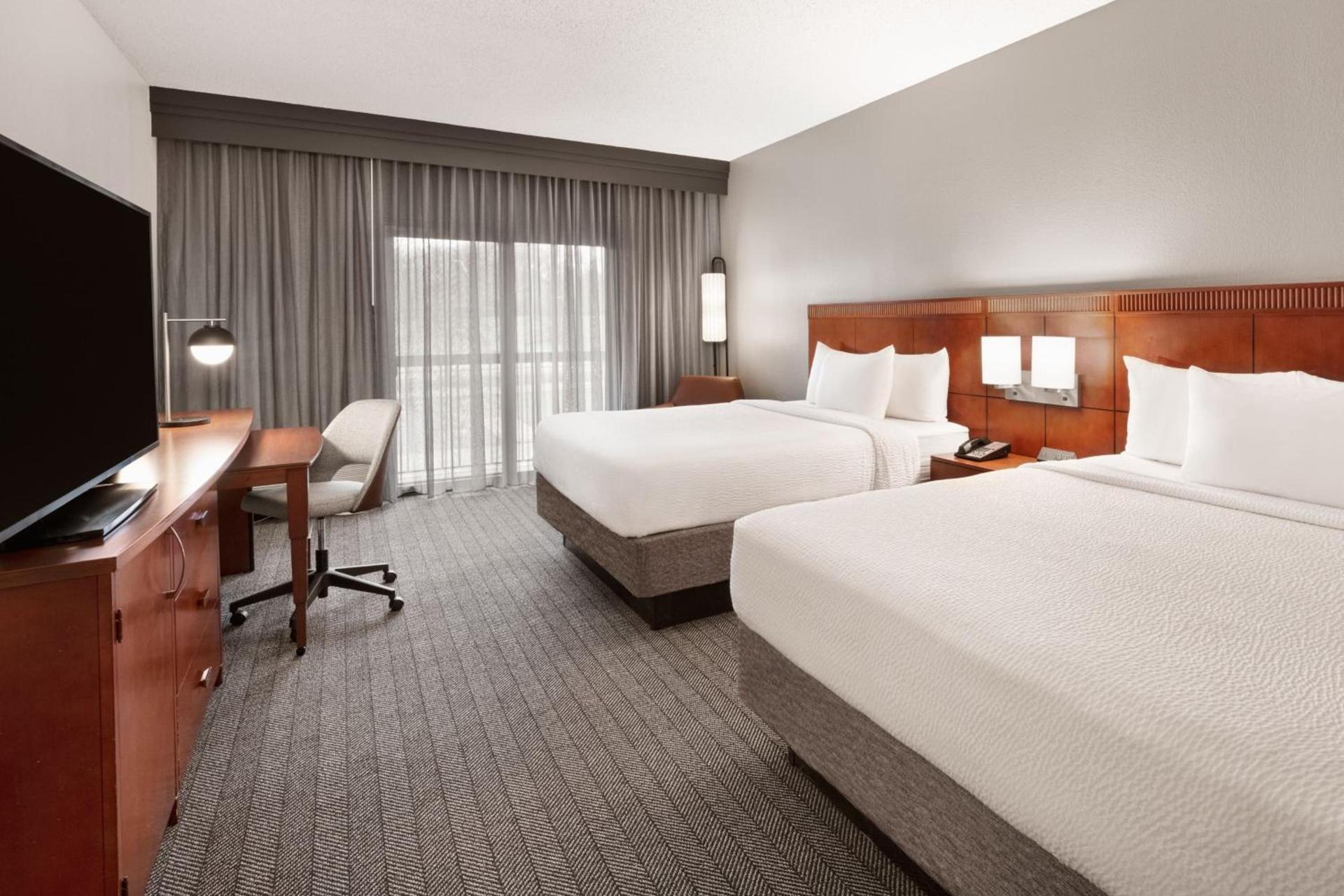 Courtyard by Marriott Memphis Airport photo 6