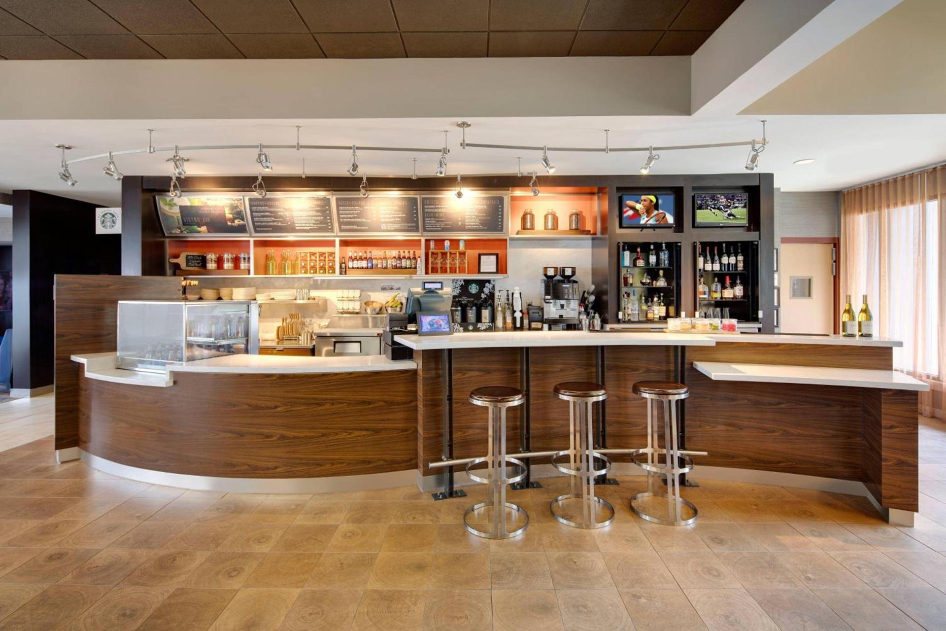 Courtyard by Marriott Atlanta Windy Hill/Ballpark photo 30
