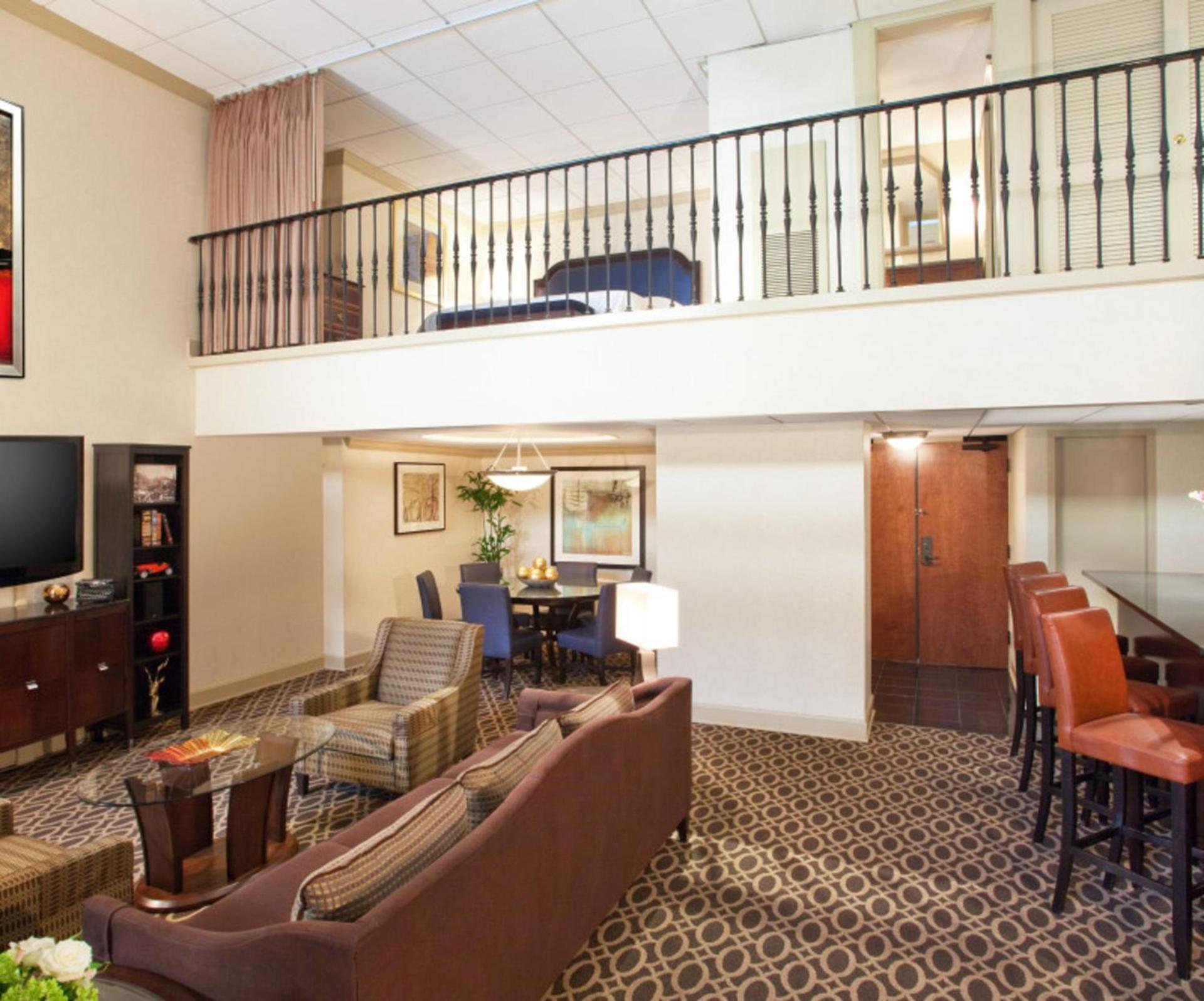 Courtland Grand Hotel, Trademark Collection by Wyndham photo 78