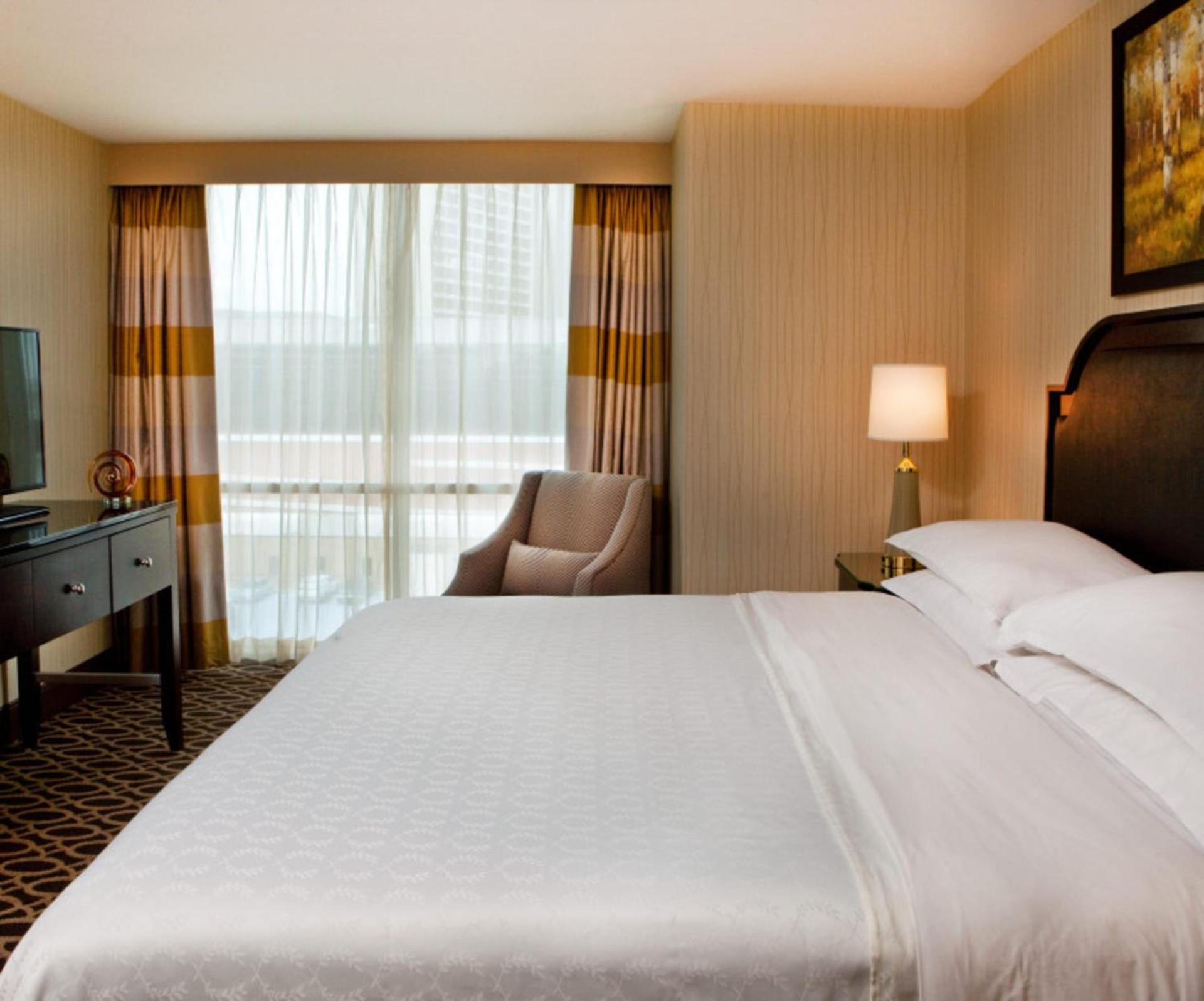Courtland Grand Hotel, Trademark Collection by Wyndham photo 81