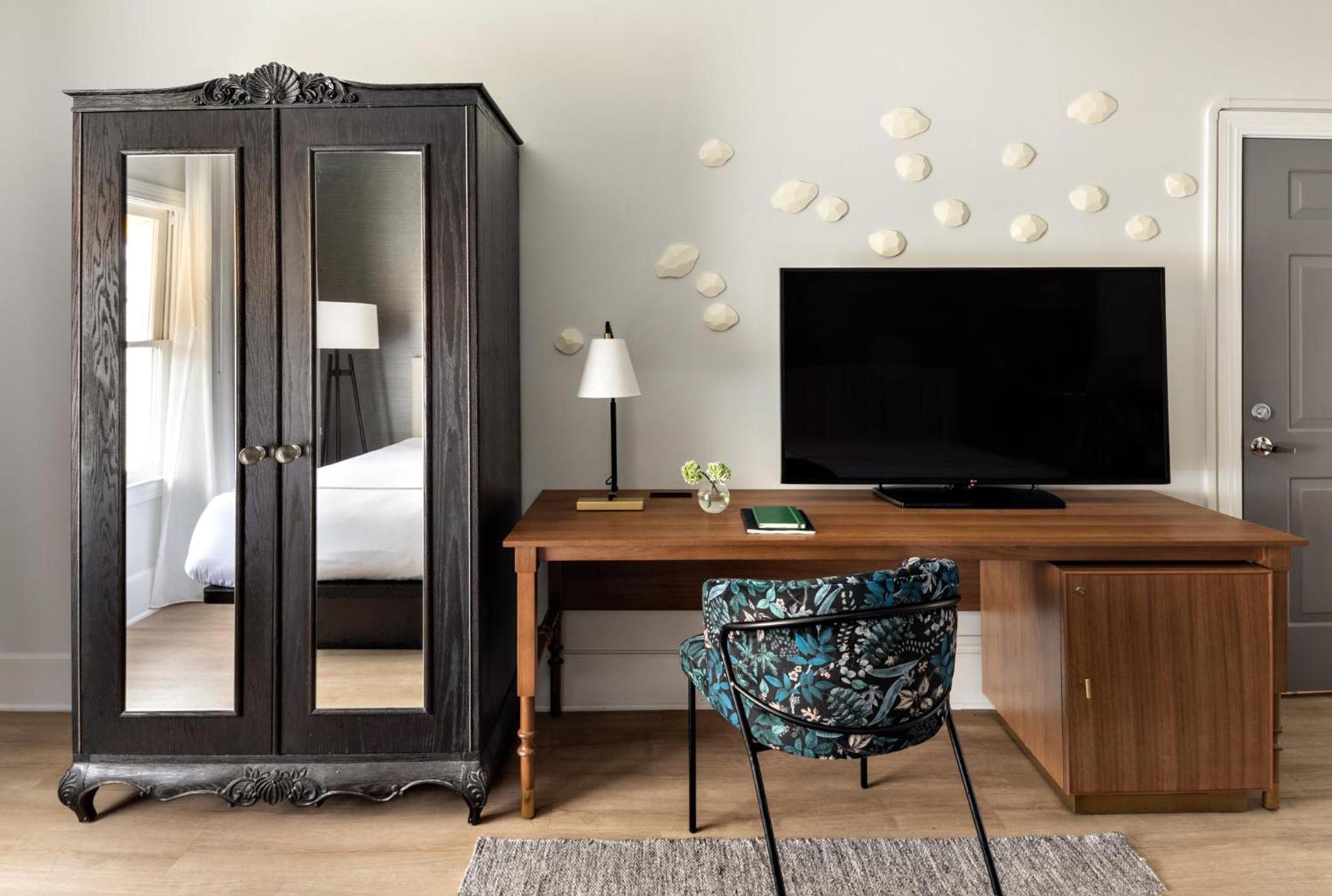 Kimpton Brice Hotel by IHG photo 63