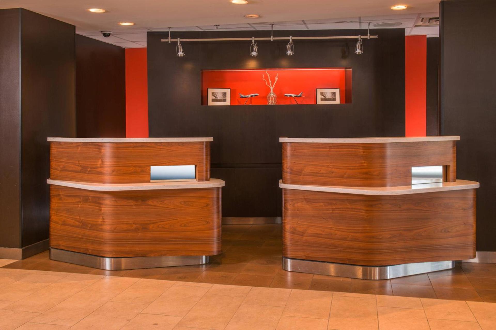 Courtyard by Marriott North Charleston Airport Coliseum photo 14