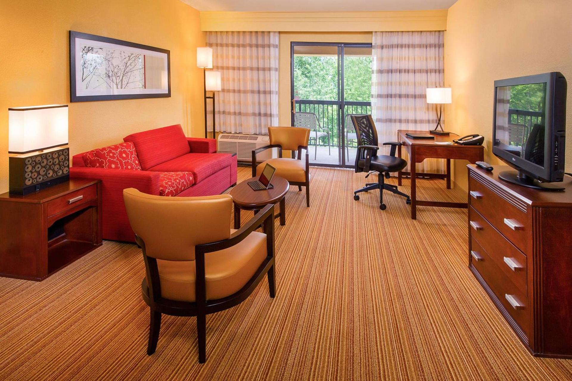 Courtyard by Marriott North Charleston Airport Coliseum photo 8