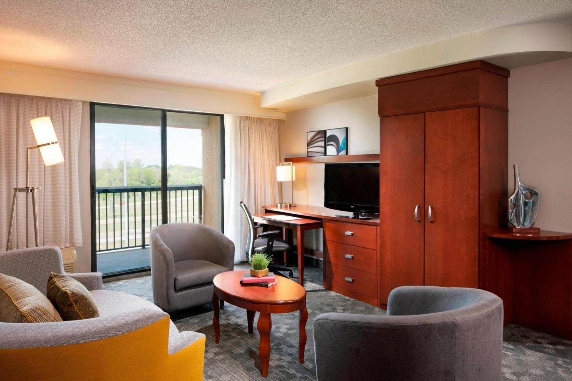 Courtyard by Marriott Jackson photo 9