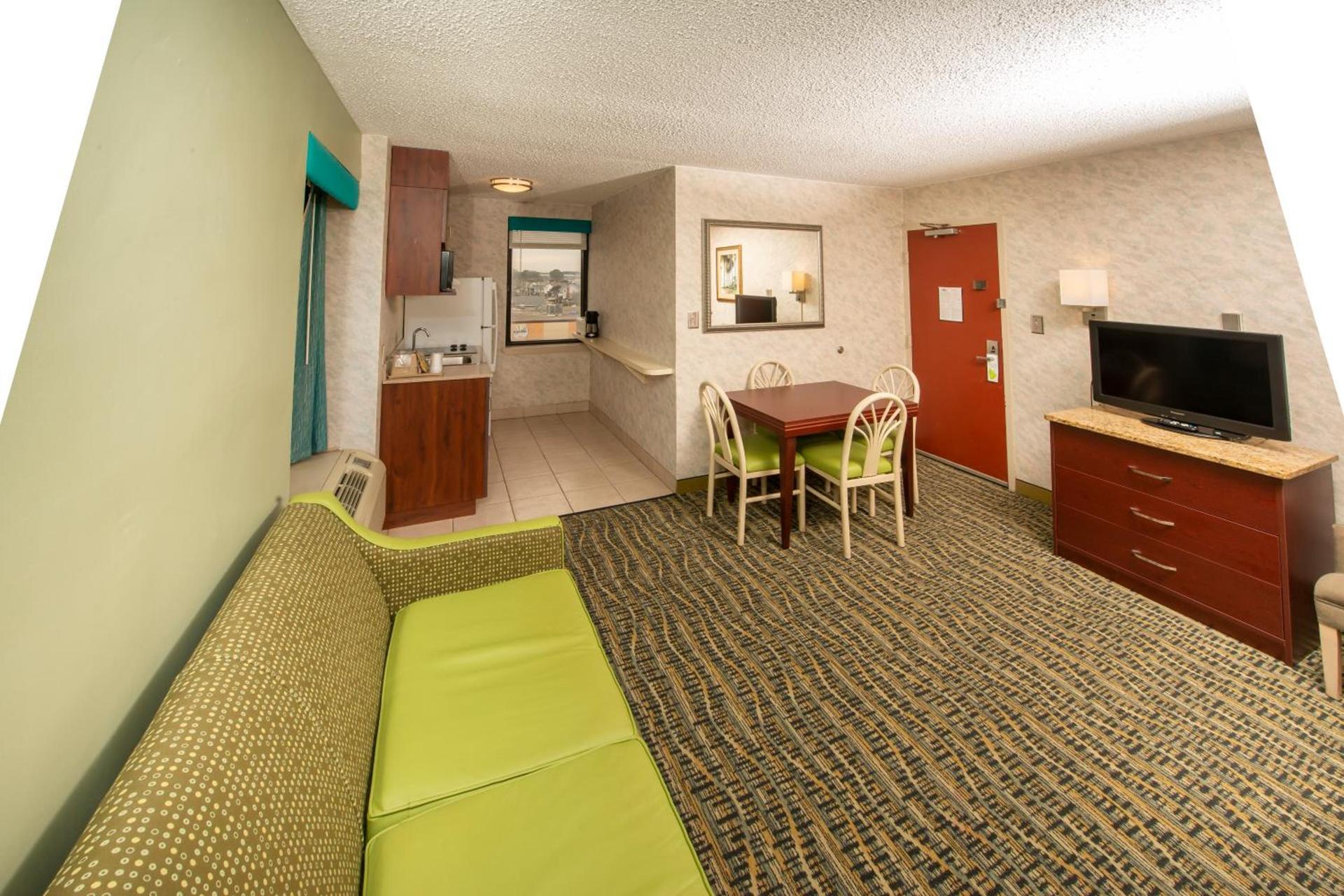 The Breakers Resort Inn photo 20